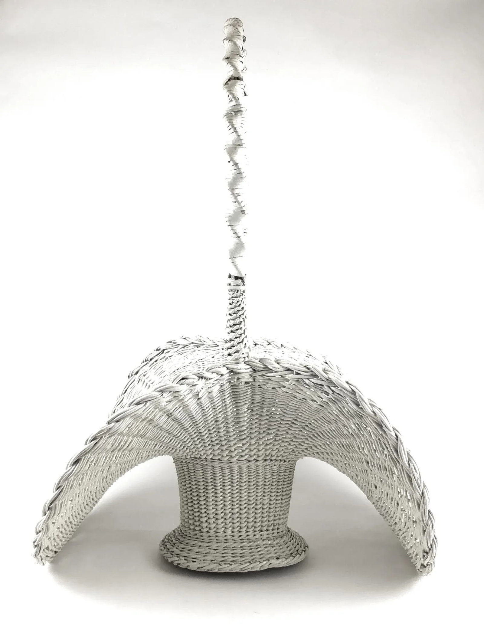 Antique White Wicker Victorian Hand Woven Artisan Butterfly Basket - 3