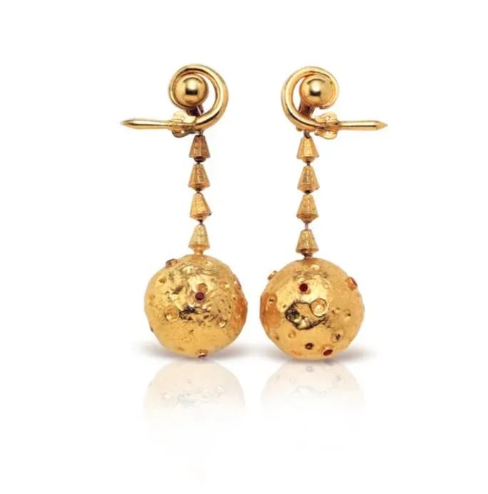 Auction Catalogue Jewelry From the Estate of Jacqueline Kennedy Onassis April 24th & 25th 1996 - 2