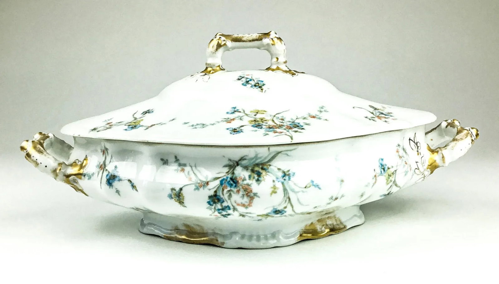 Vintage Porcelain Covered Casserole Serving Dish Theo Haviland Limoges France - 4