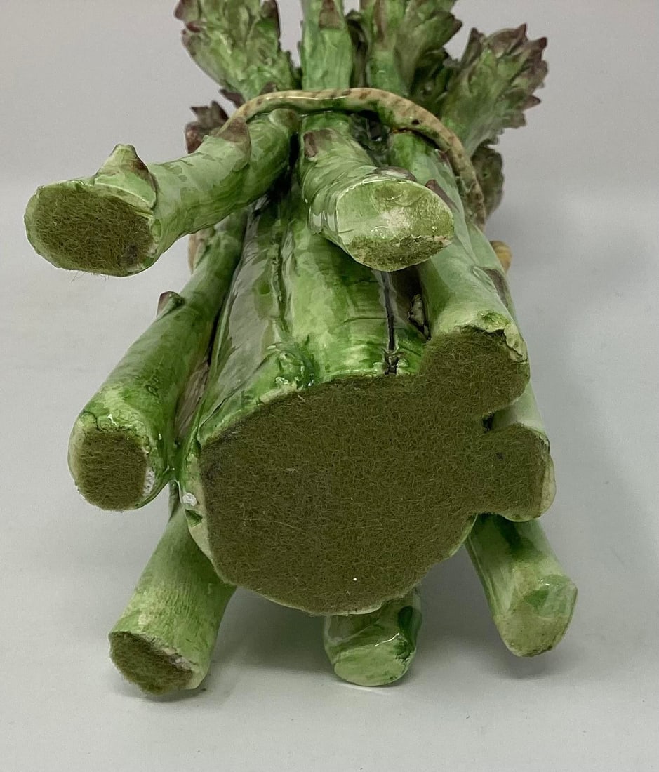 Vintage Majolica Standing Bunch of Asparagus Tied With Bow - 4