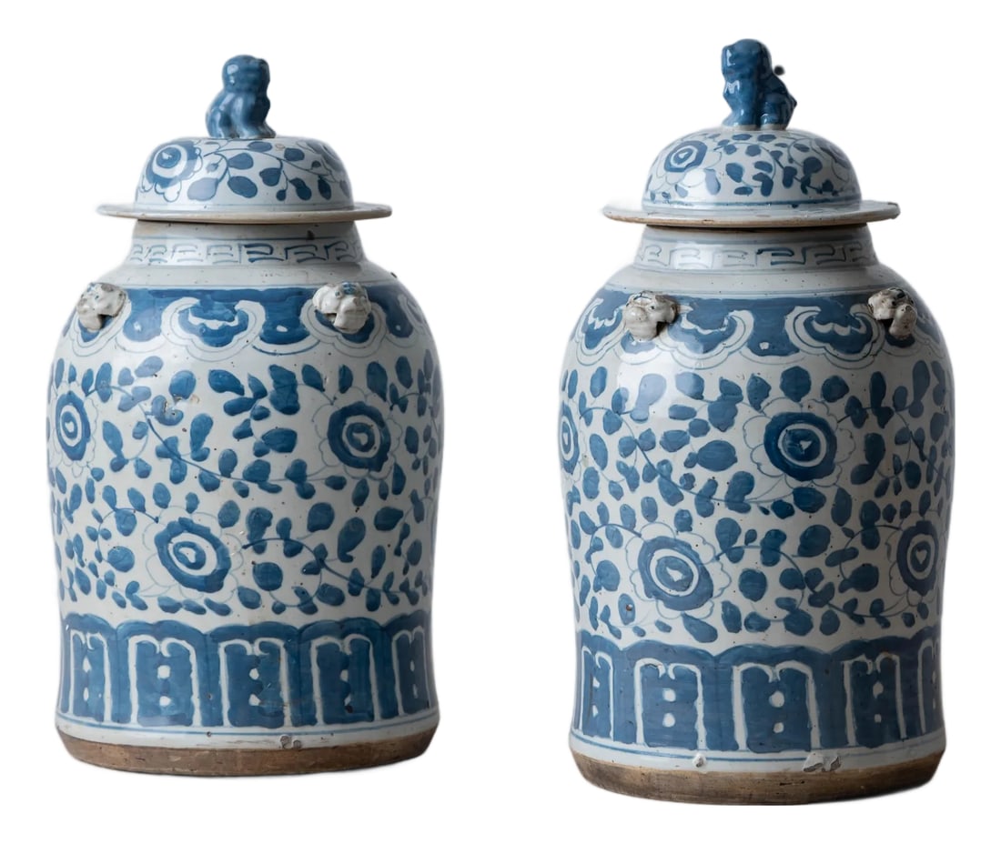 Pair of Chinese Blue and White Glazed Jars With Foo Dog Finials (1 of 10)