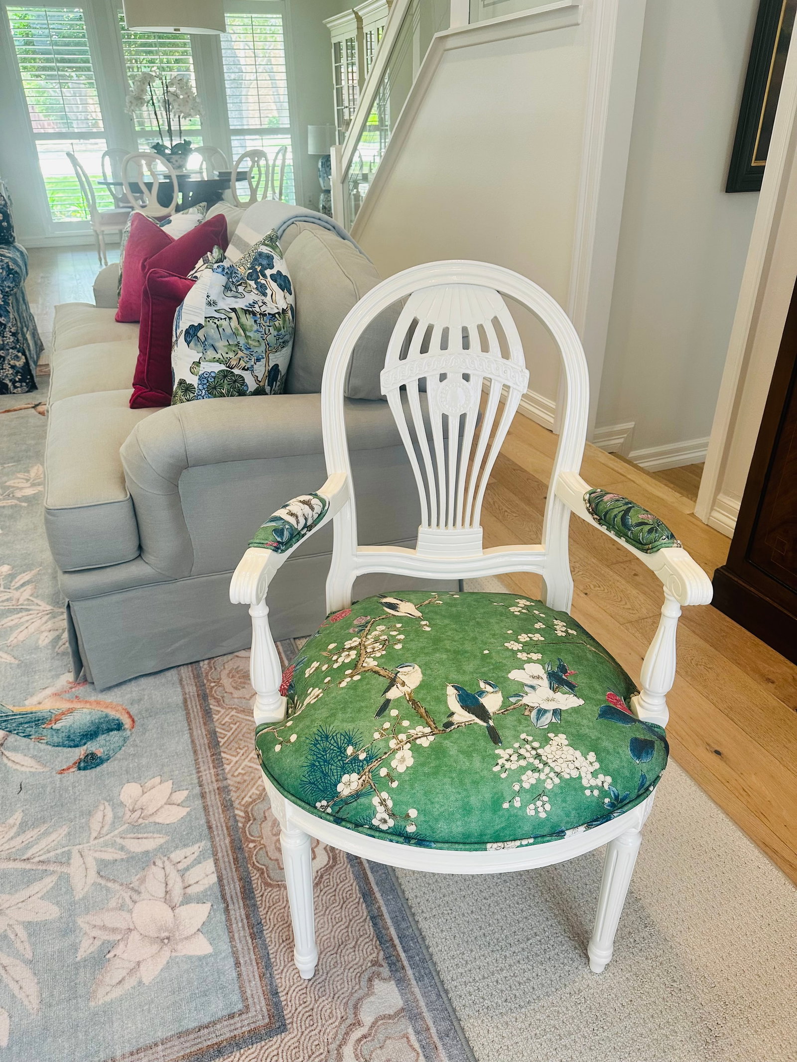 20th-Century Louis XVI Style Neoclassical Armchairs, Newly Reimagined - Thibaut Katsura in Emerald - 7
