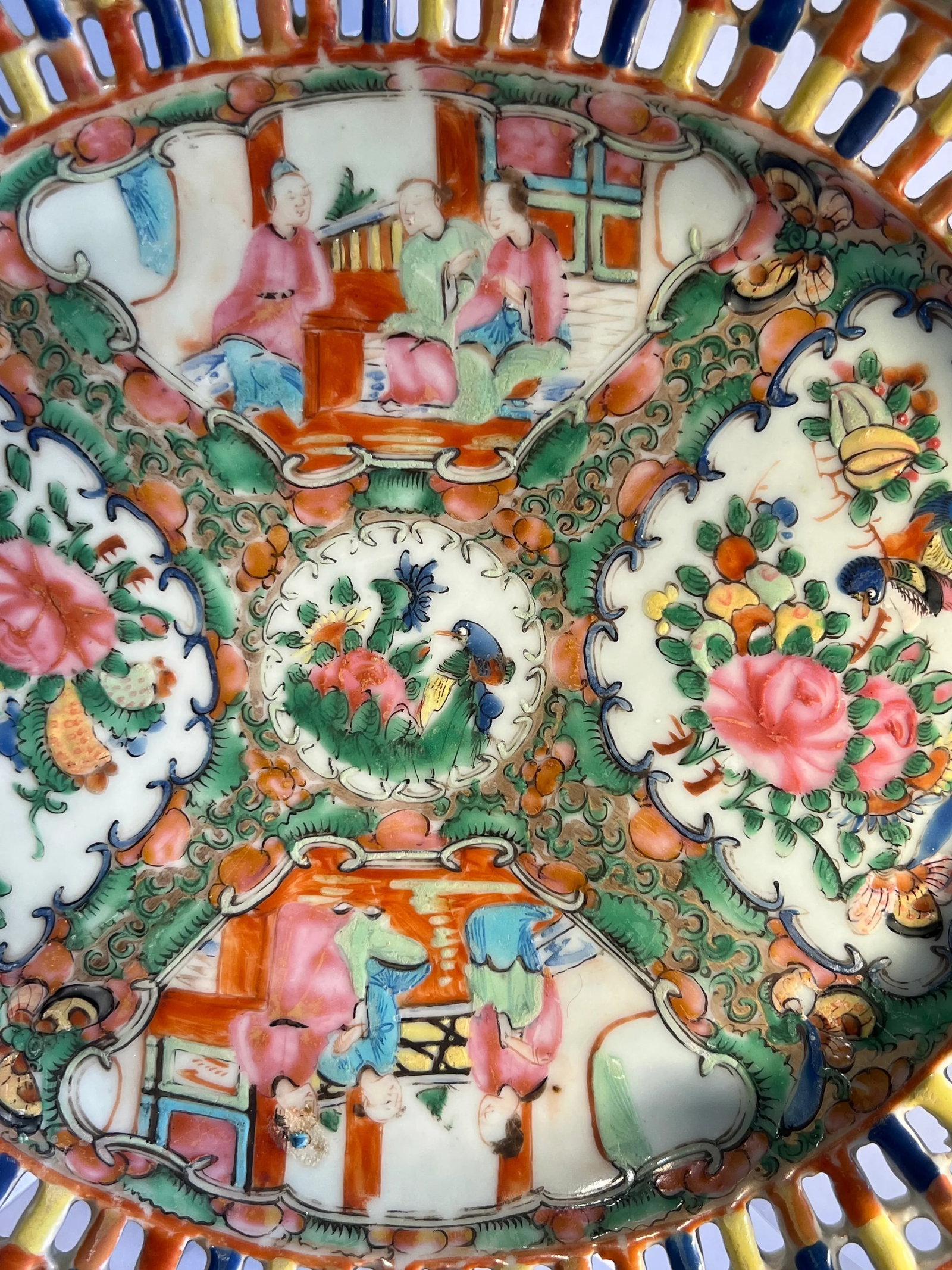 19th Century Chinese Rose Medallion Pierced Platter - 3