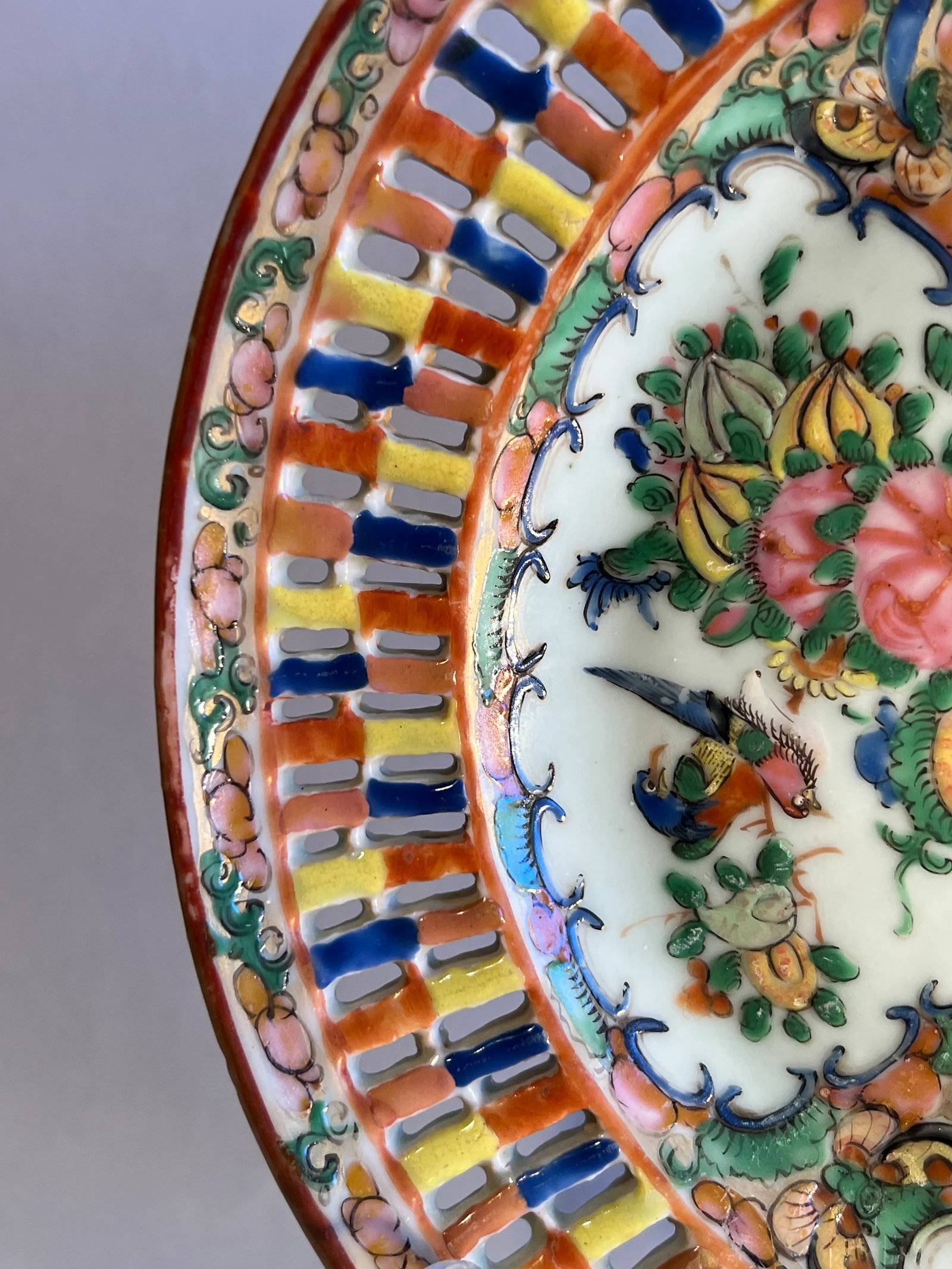 19th Century Chinese Rose Medallion Pierced Platter - 4