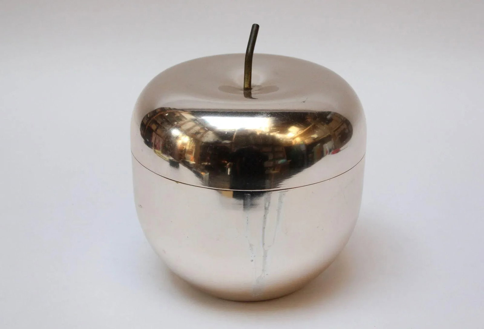 Vintage "Mela" Aluminum Ice Bucket Attributed to Ettore Sottsass - 4