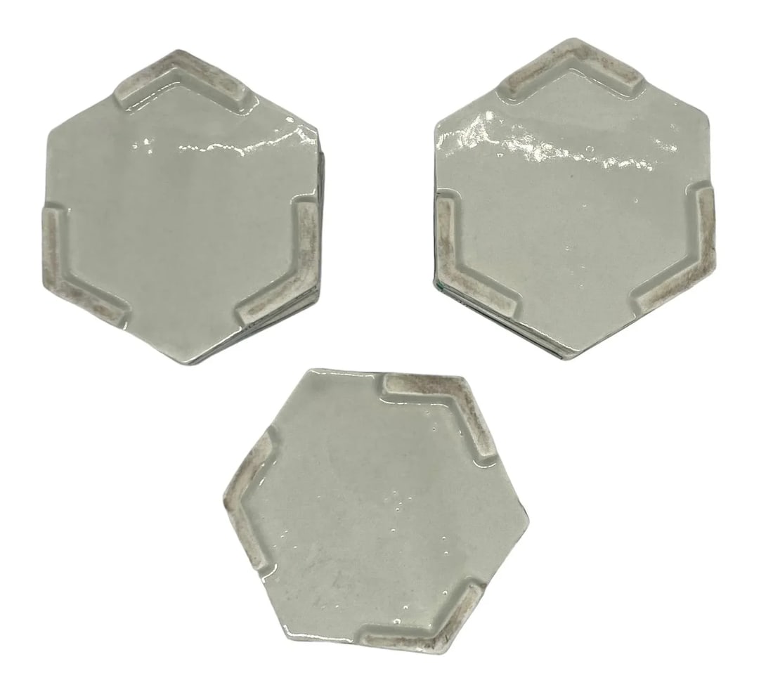 Early 20th Century Small Chinese Famille Verte Hexagonal Porcelain Hand Painted Boxes With Lids - Se - 7