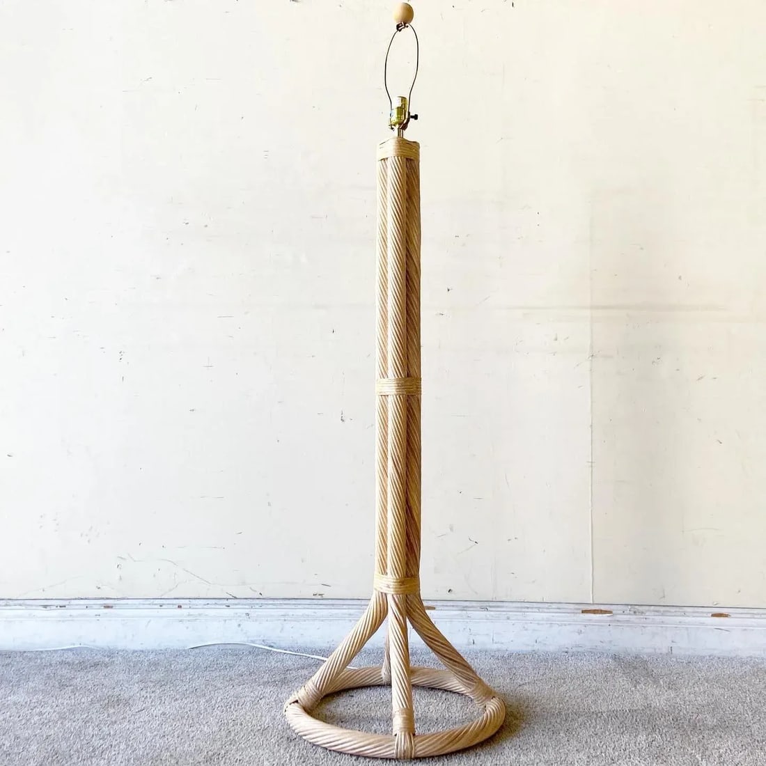 Boho Chic Twisted Pencil Reed Floor Lamp - 3