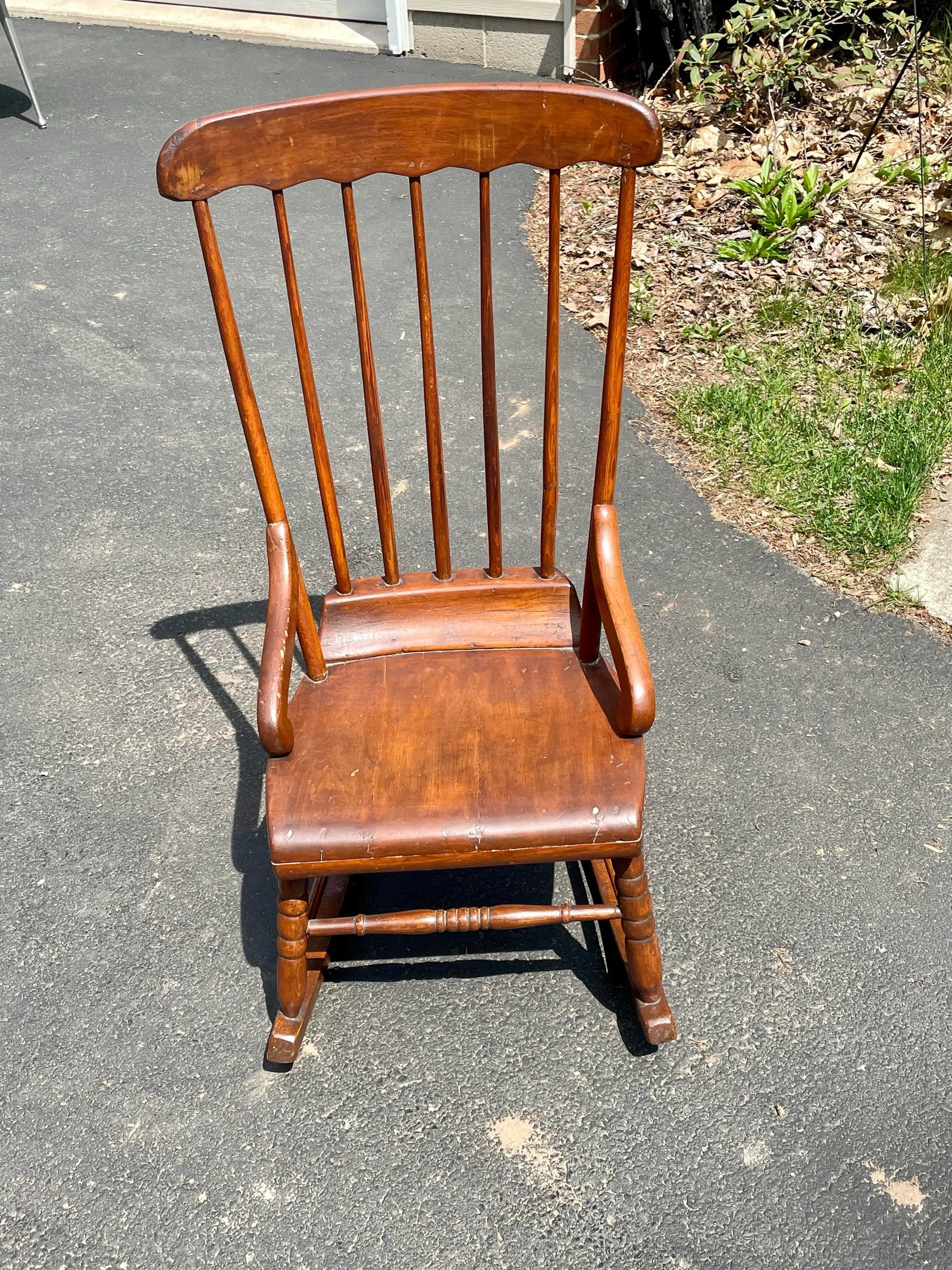 Antique Pennsylvania Nursing/Sewing Rocker - 11
