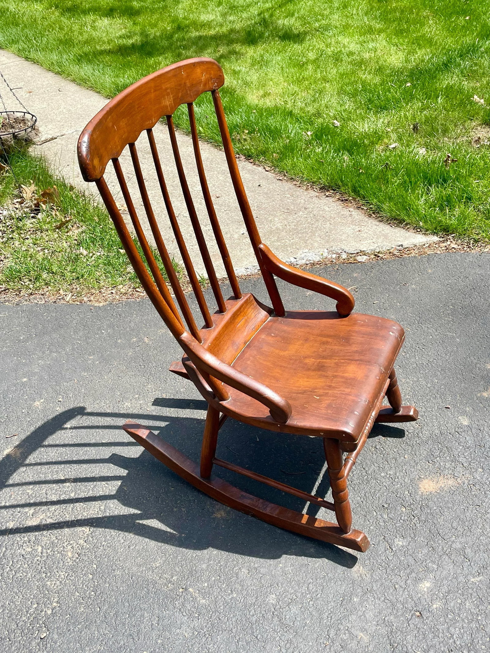 Antique Pennsylvania Nursing/Sewing Rocker - 3