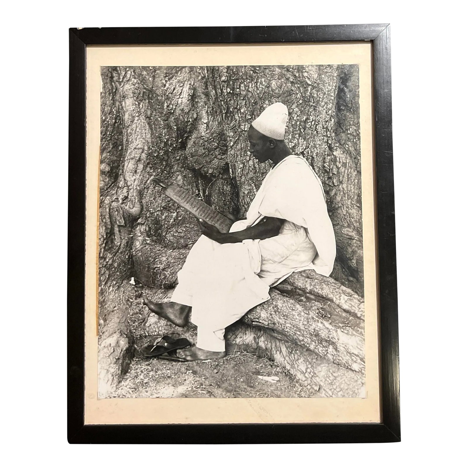 Attributed: Irving Penn, N. Dahomey (Benin) "Hausa Man" C. 1968 Photograph: Attributed: Irving Penn (American, 1917-2009). An original photograph of titled "Hausa Man" - N. Dahomey (Benin) Usis Photo. While I am unable to certainly identify this piece as Irving Penn - it was
