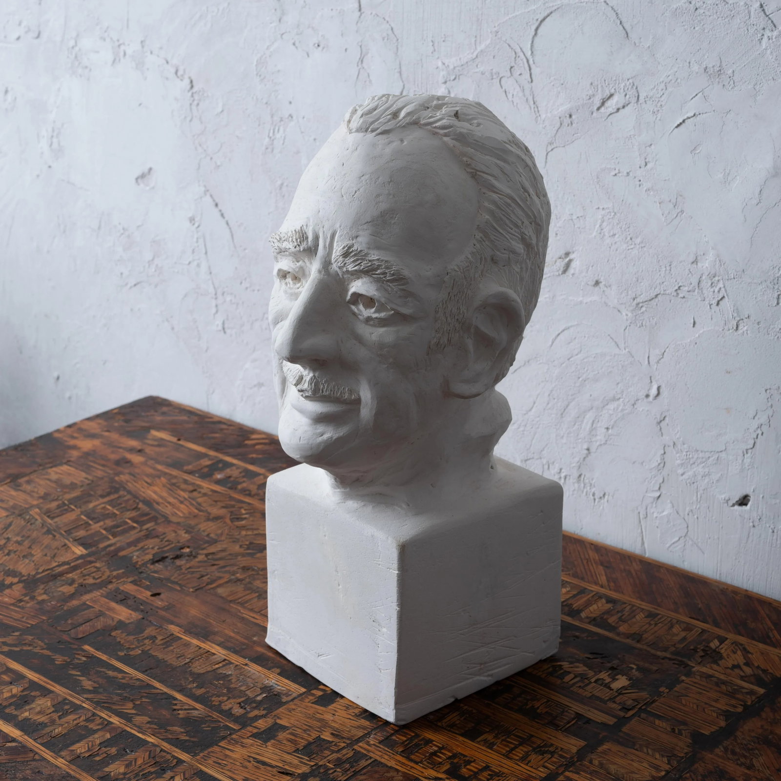 Rosario Russell Fiore Plaster Bust - 8