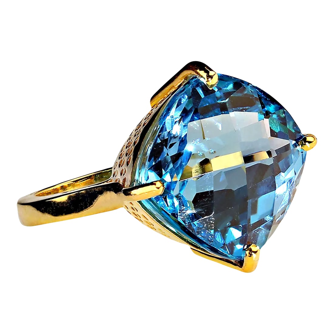 AJD Swiss Blue Topaz Antique Cushion Cut in Gold Over Sterling Ring Size 8: This is part of Chairish's Fine Jewelry assortment. This exquisite Swiss Blue Topaz ring brings together timeless elegance and modern sophistication. At the heart of the design sits a radiant 15 x 15