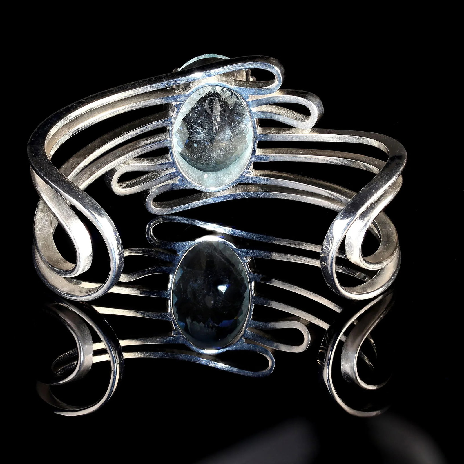 25 Carat Oval Aquamarine in Sterling Bracelet - 3