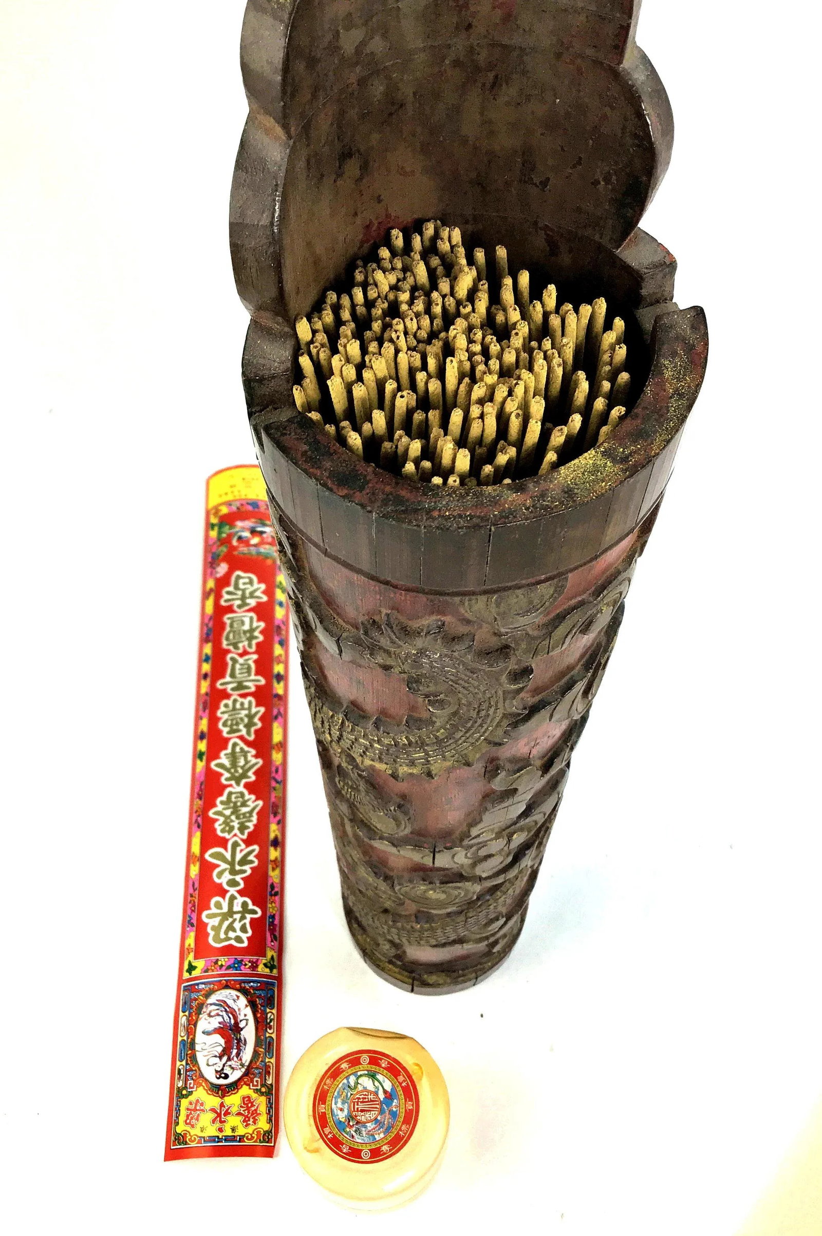 1900s Chinese Carved & Gilt Painted Bamboo Incense Holder - 9