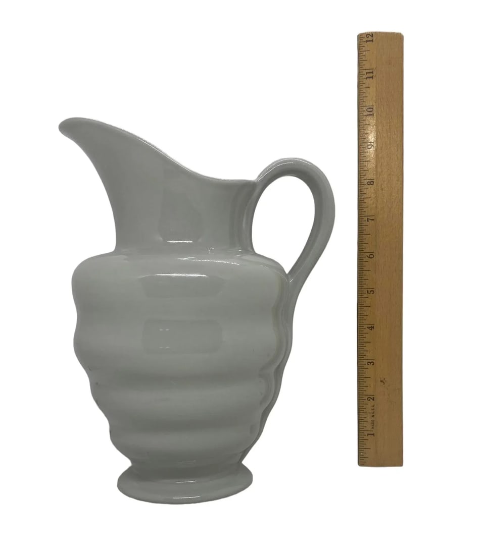 Early 20th Century S. Fielding & Co. English Art Deco Style Crown Devon Gray & Pink Pitcher Pattern - 11
