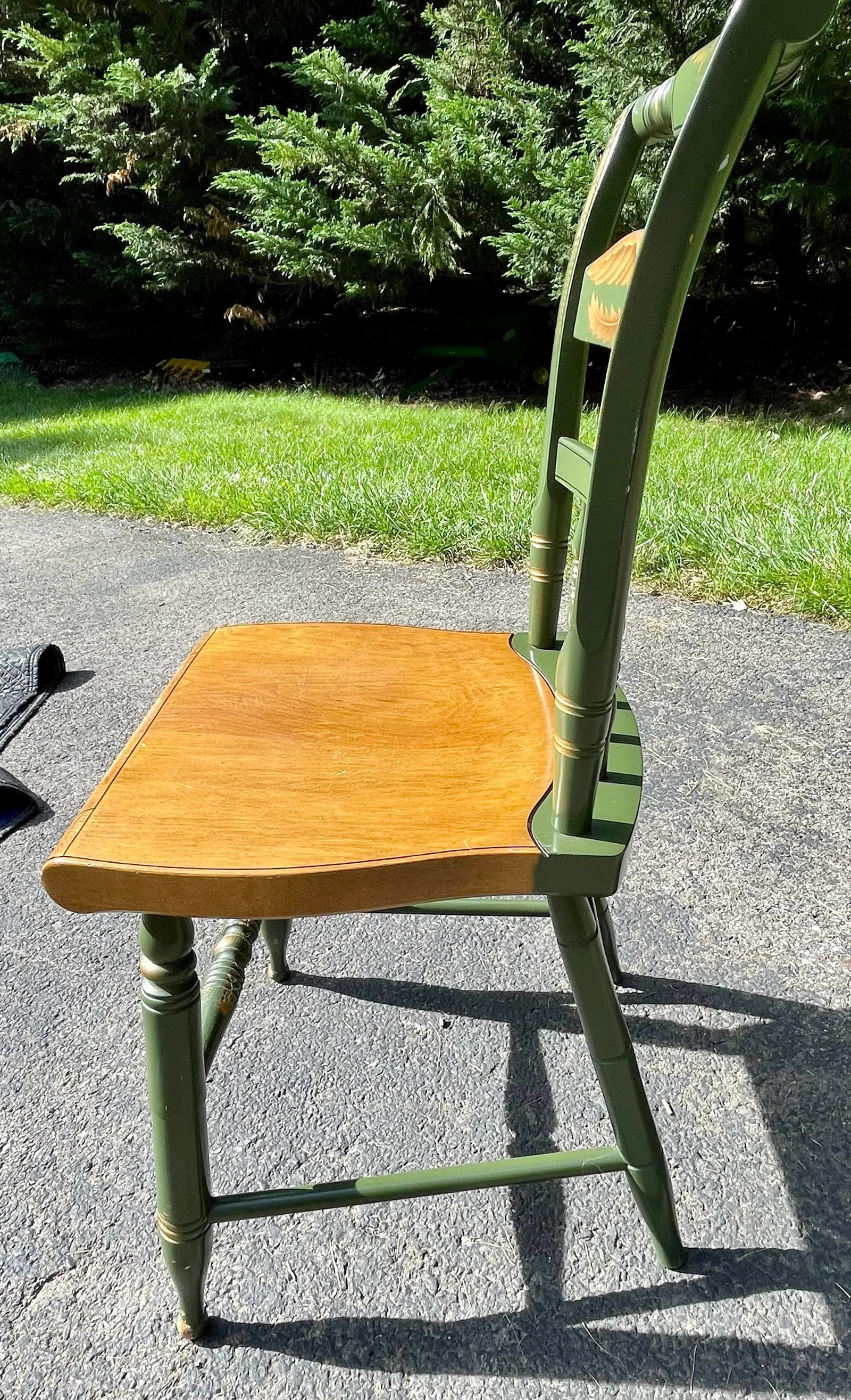 L. Hitchcock, Green, Half Spindle Back Inn Chair With Signature Eagle Stenciling - 5