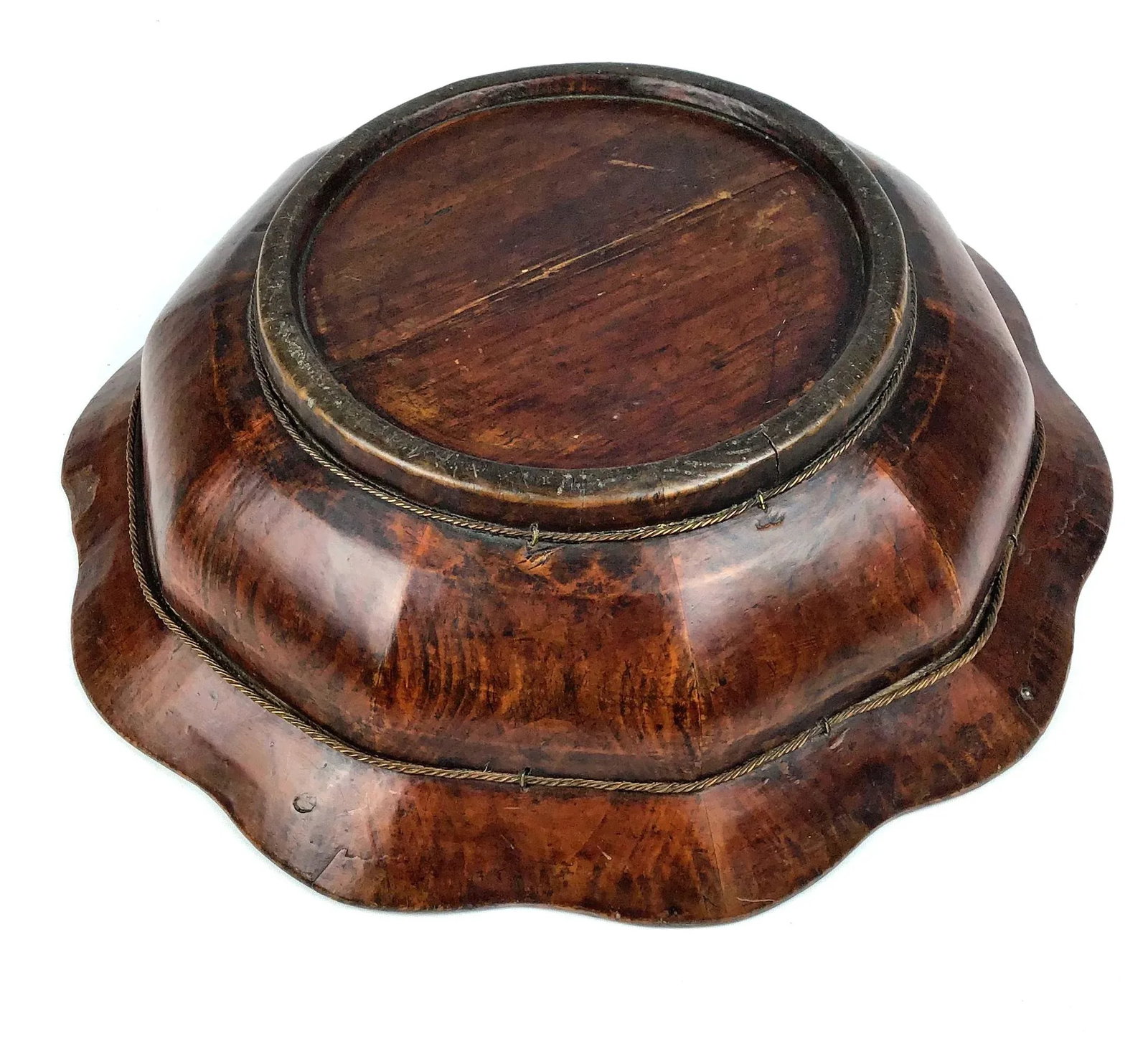 19th Century Chinese Qing Gilt Painted & Carved Wooden Bowl - 3