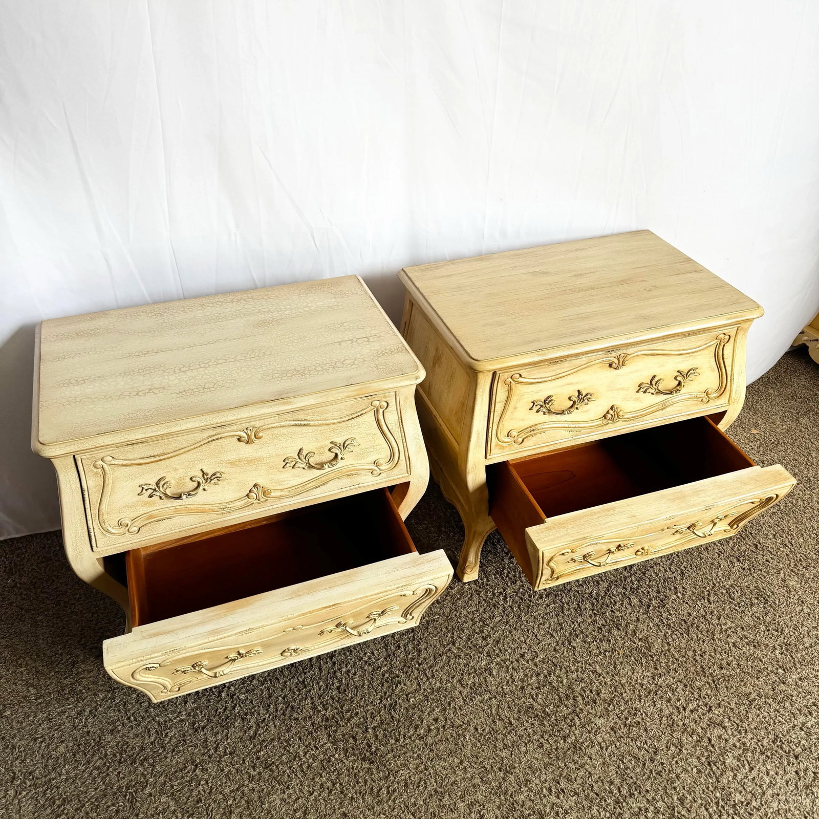 Vintage Italian Wooden Bombe Nighstands/Commodes With Cream Distressed Crackle Finish - A Pair - 2