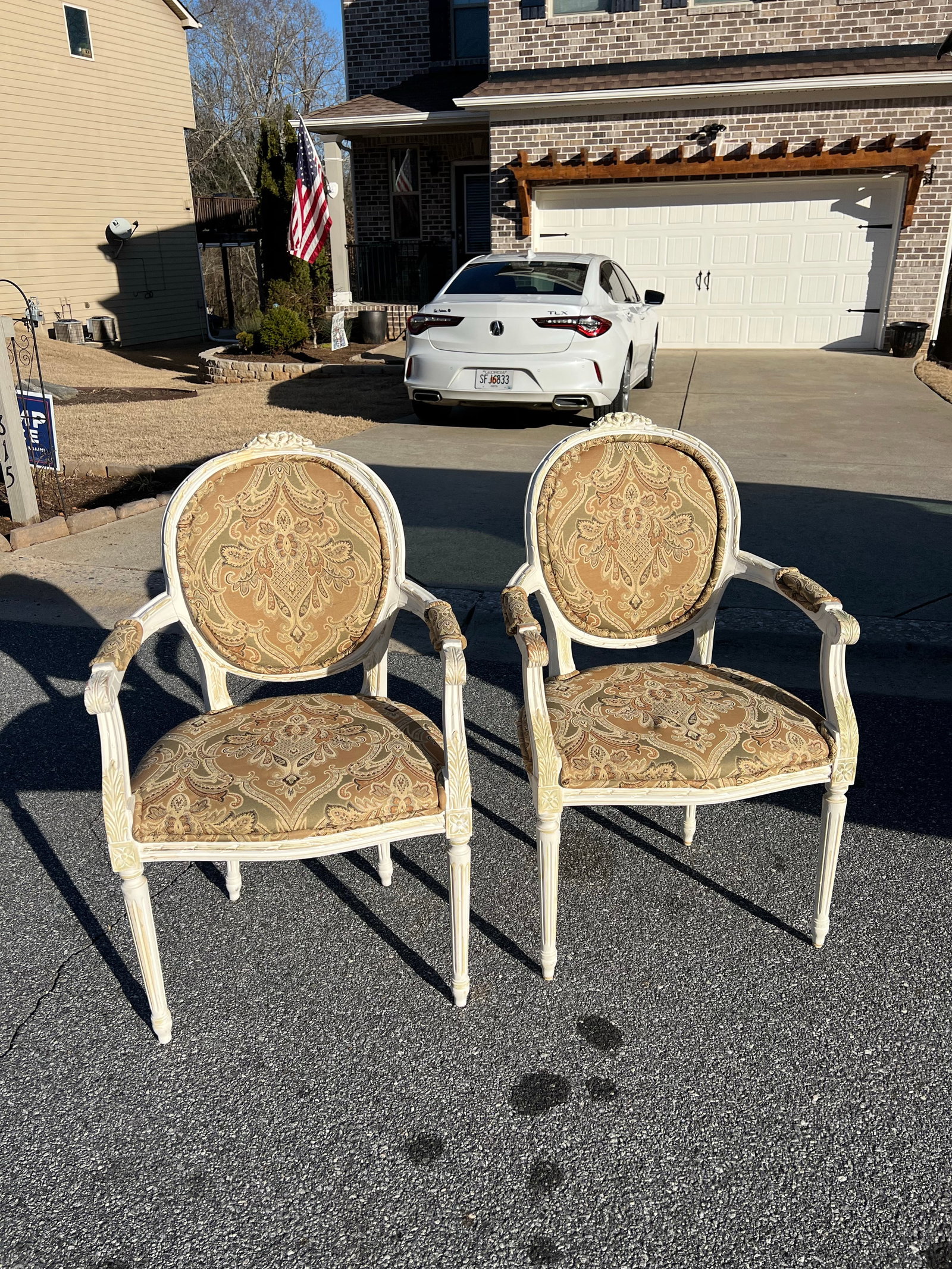 1970s Pair of Vintage White Wooden Chairs With Designed Fabric - 3