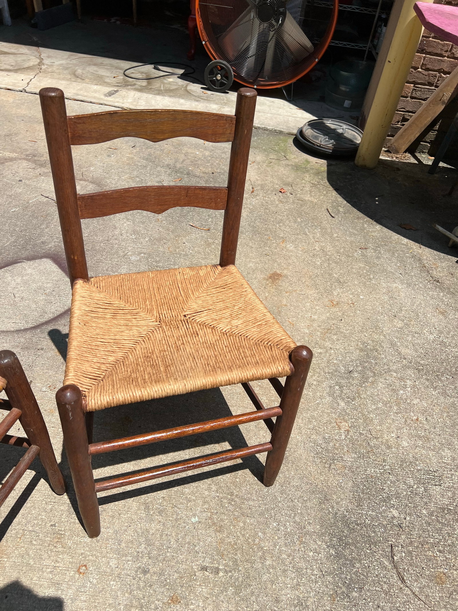 Pair of 1970s Americana Ladder Back Chairs - 4