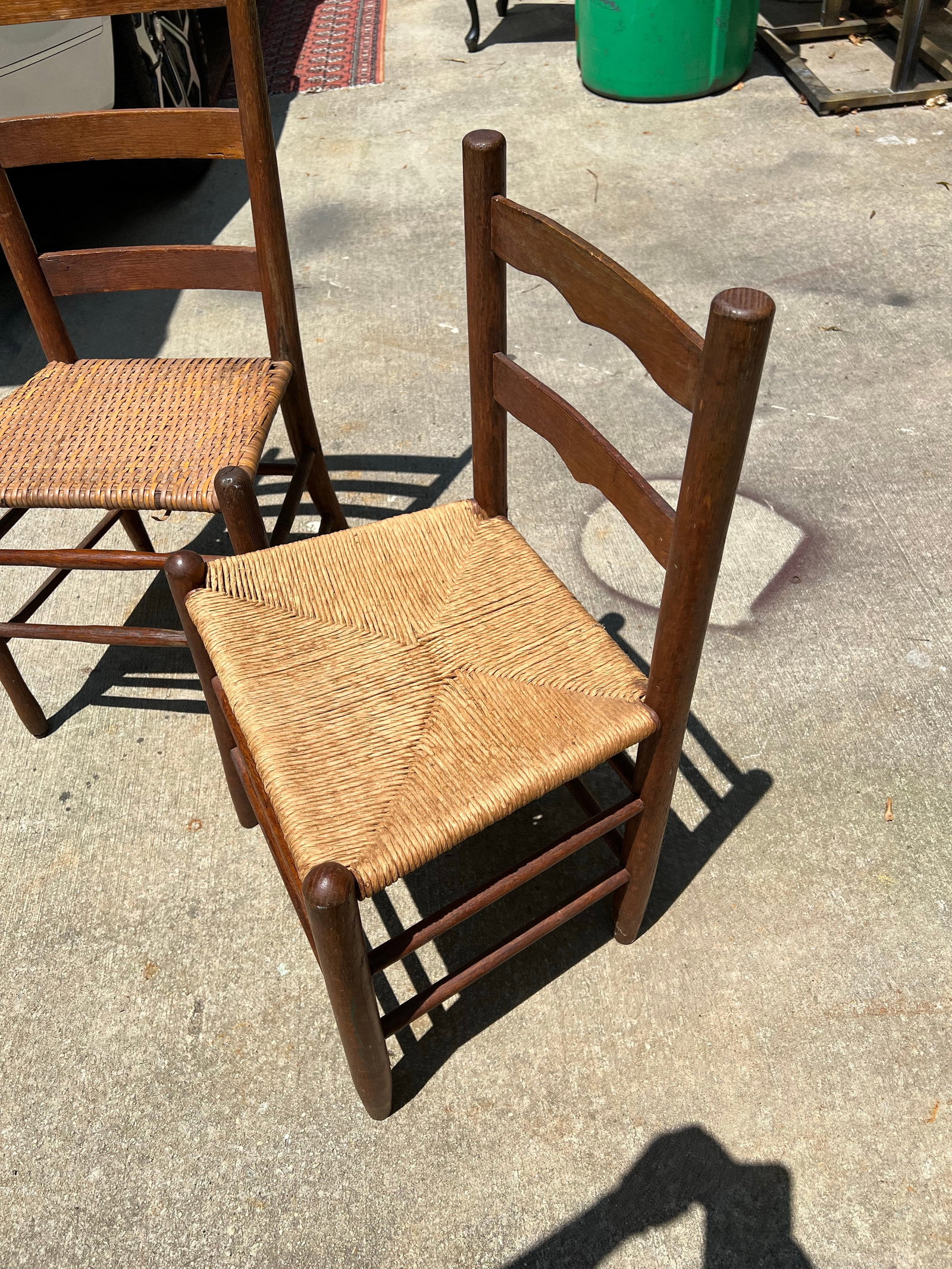 Pair of 1970s Americana Ladder Back Chairs - 5