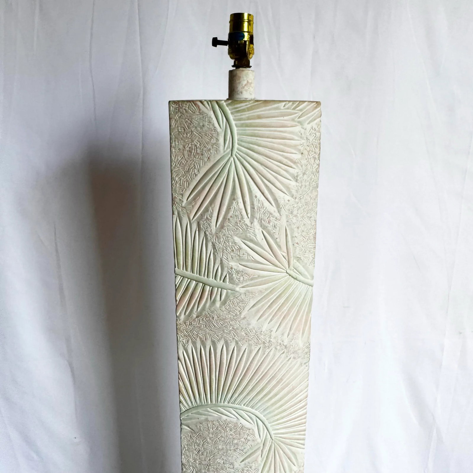 Postmodern Pink and Green on White Palm Frawn Sculpted Plaster Floor Lamp - 3