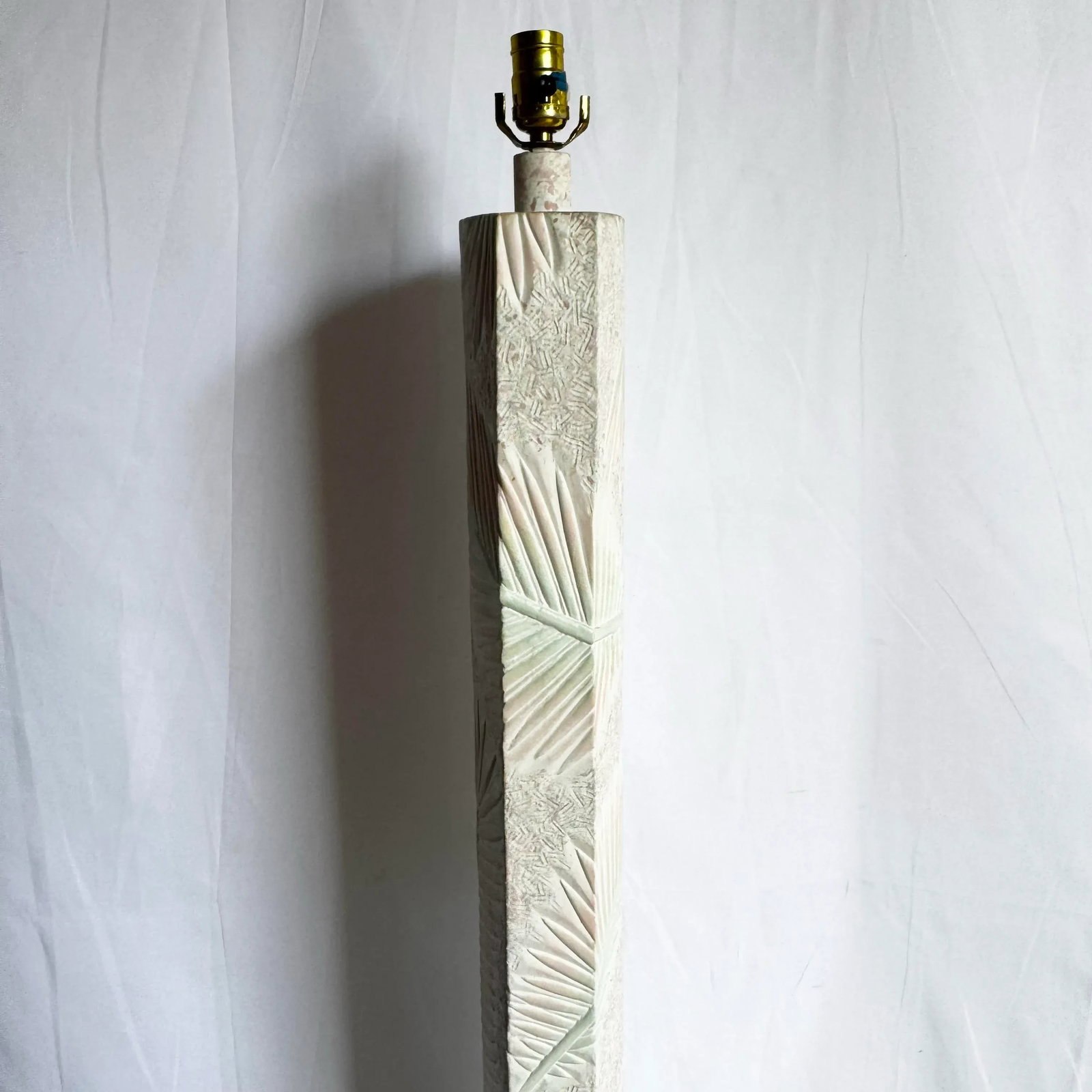 Postmodern Pink and Green on White Palm Frawn Sculpted Plaster Floor Lamp - 6