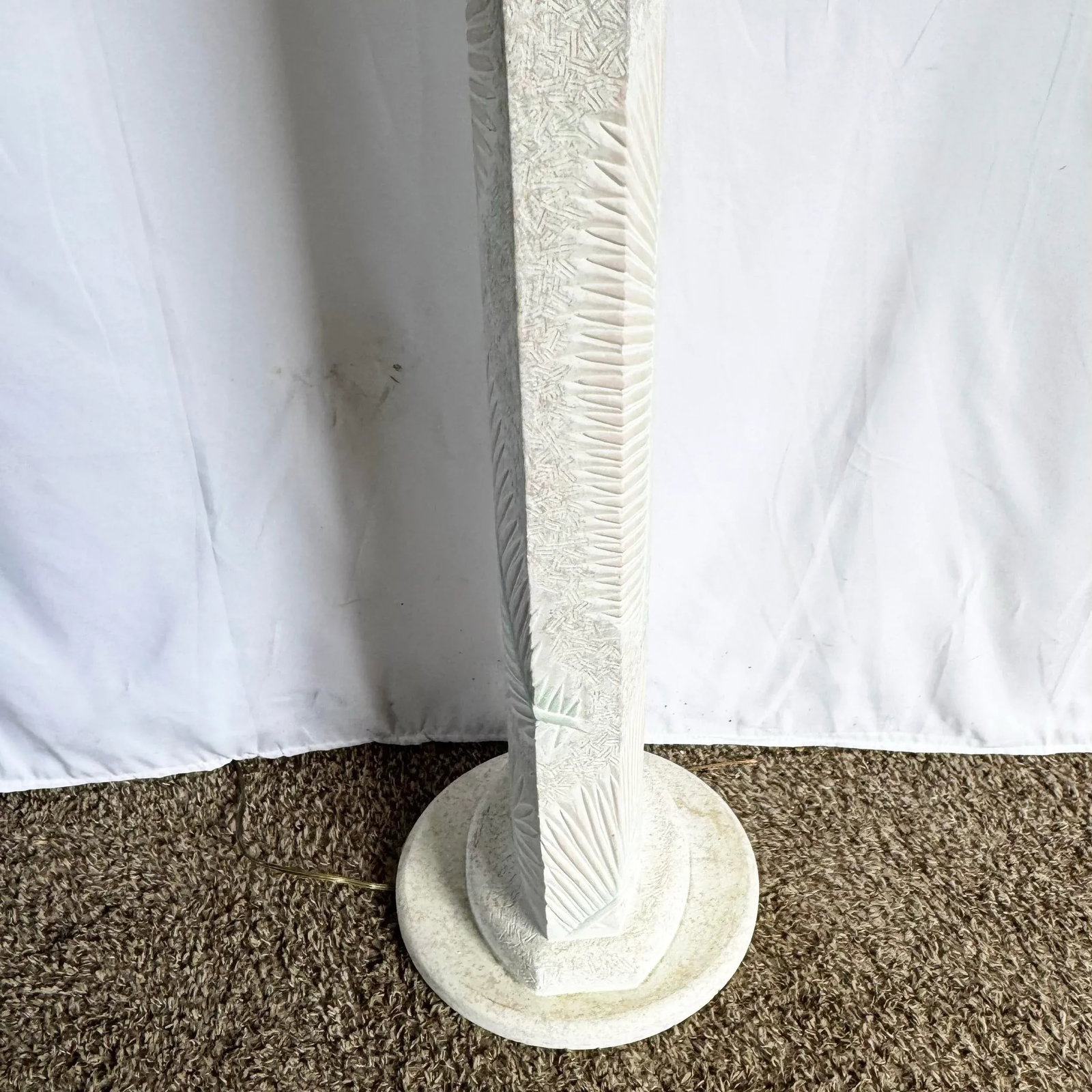 Postmodern Pink and Green on White Palm Frawn Sculpted Plaster Floor Lamp - 9
