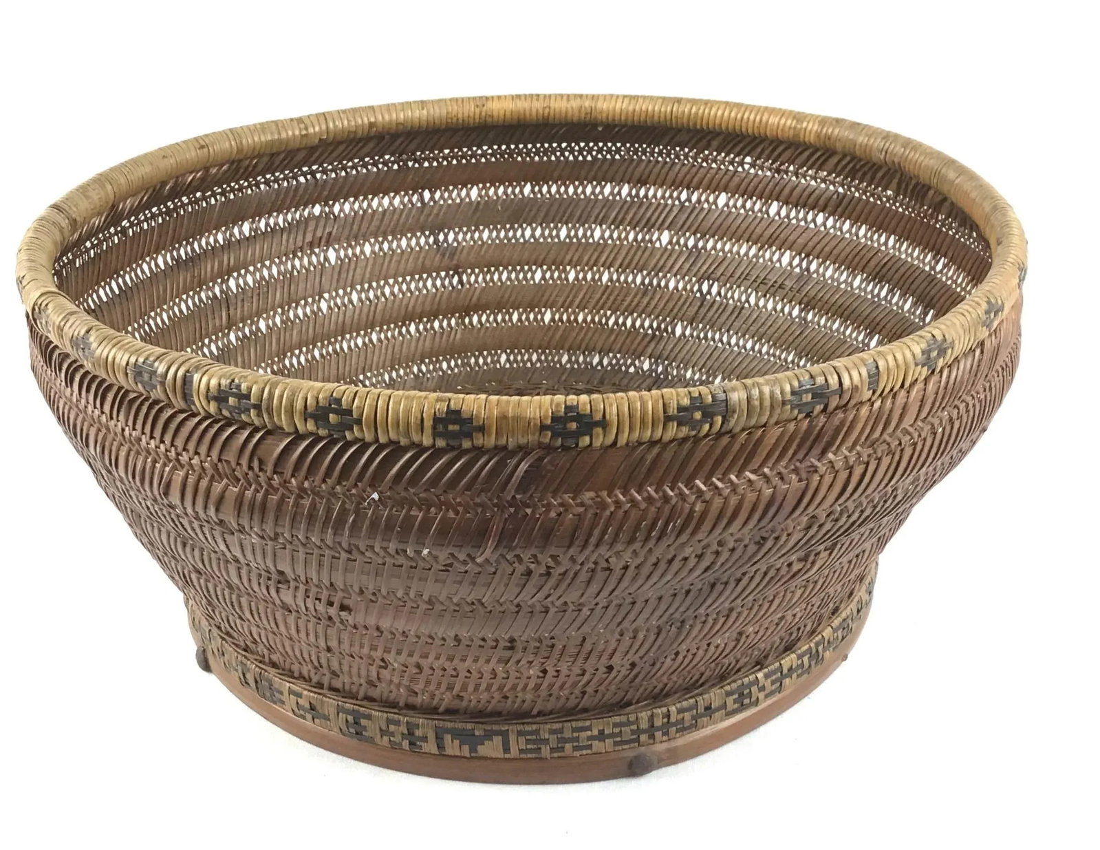 Antique Chinese Large Straw Basket - 2