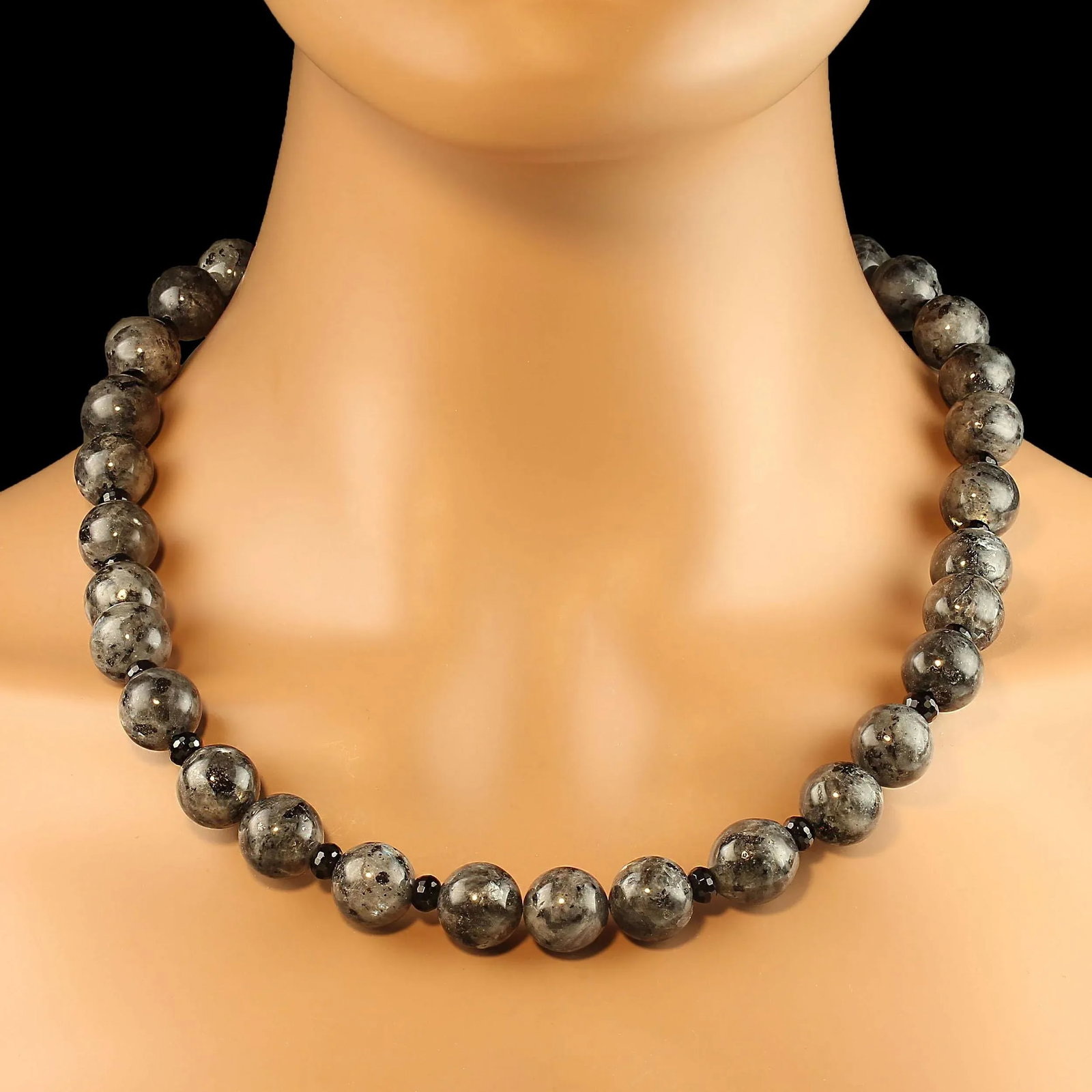 Larvikite Gemstone and Black Onyx Necklace - 2