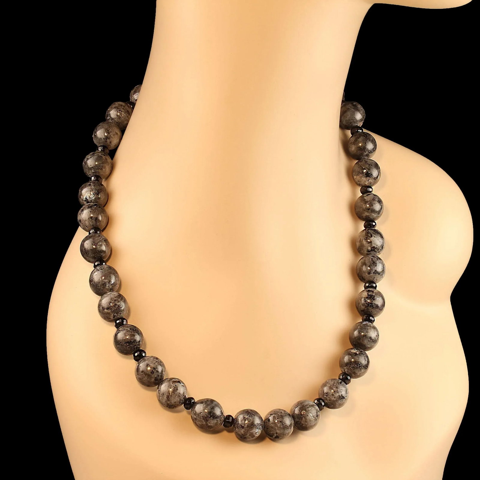 Larvikite Gemstone and Black Onyx Necklace - 6