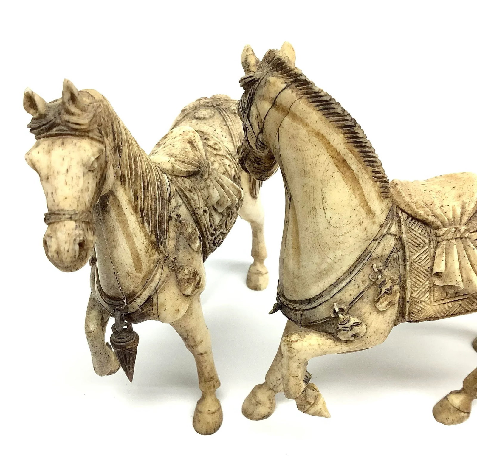 Tessellated Bone Hand Carved Tang Horses a Pair - 4