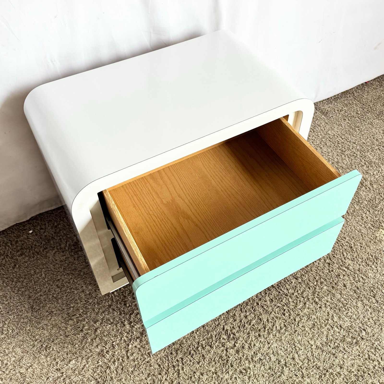 1980s Postmodern White and Turquoise Lacquer Laminate Waterfall Nightstand - 4
