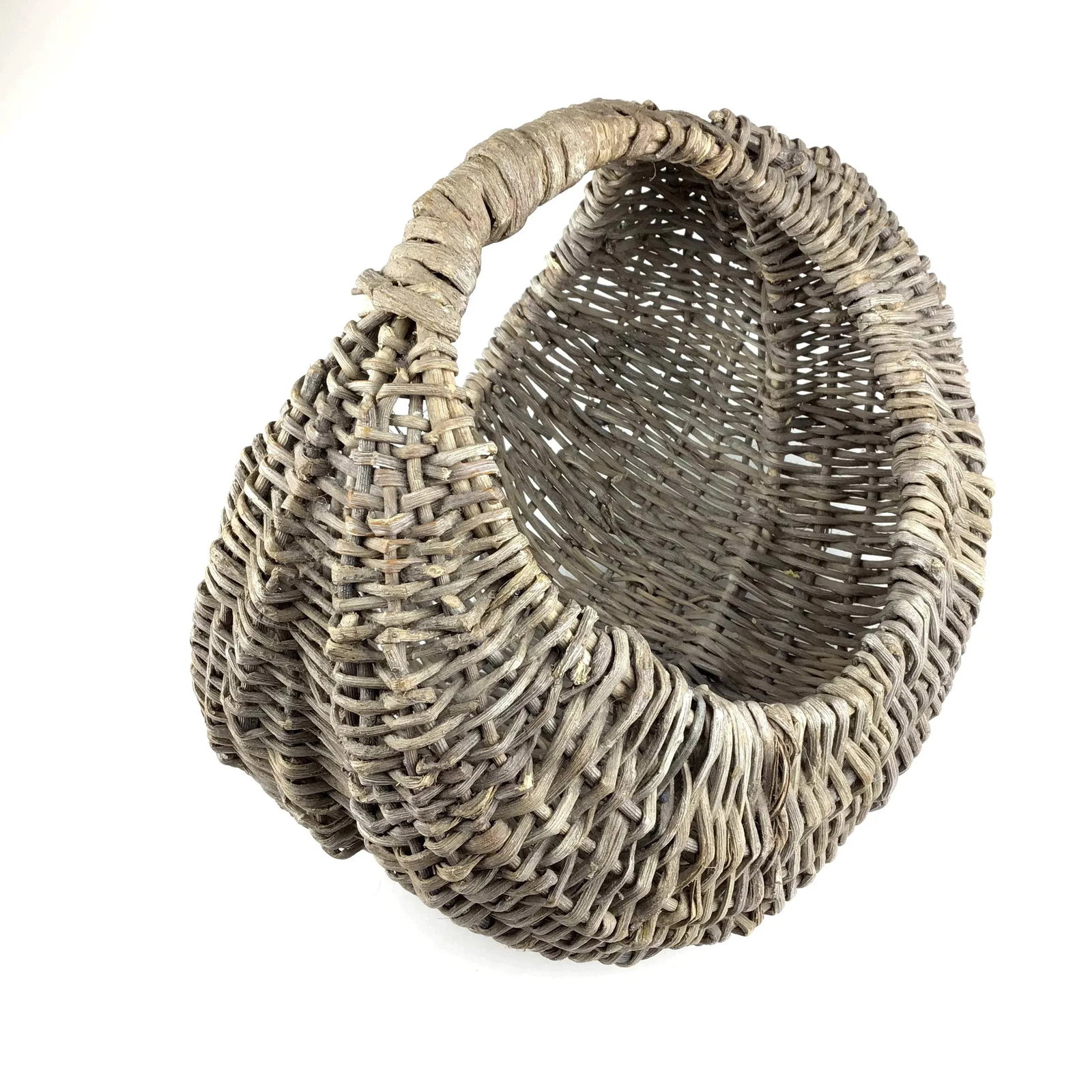 18th Century French Grape Gathering Basket - 3