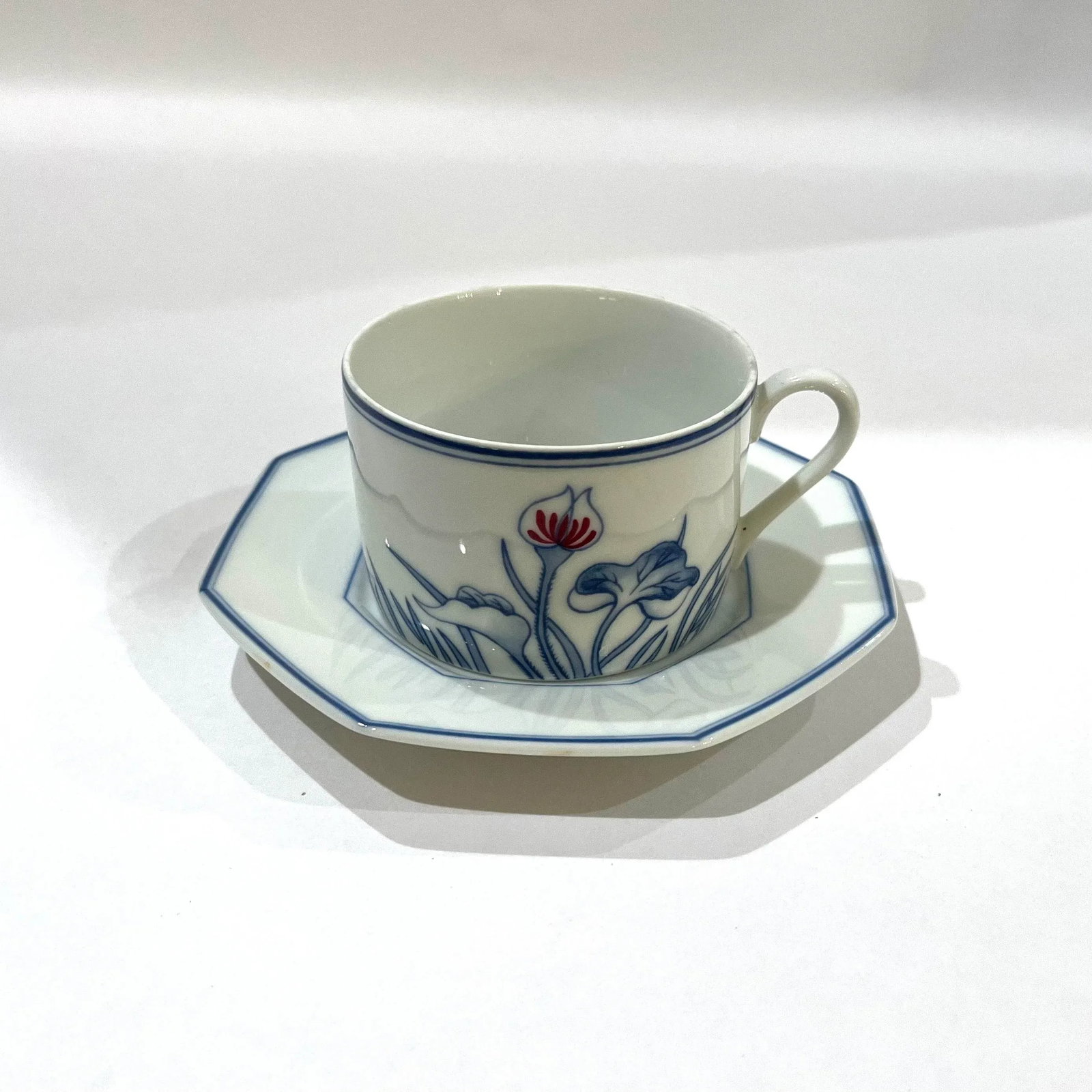 Rare - Fitz and Floyd Lotus Bleu 73 Piece Porcelain Dinnerware Service for 12 - Circa 1978 - 8