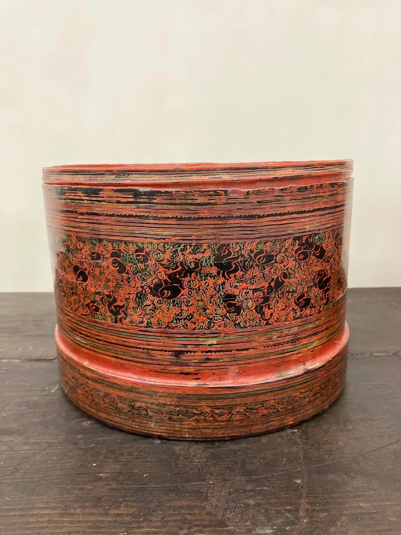 19th Century Burmese 3-Piece Round Lacquered Betel Nut Box - 15