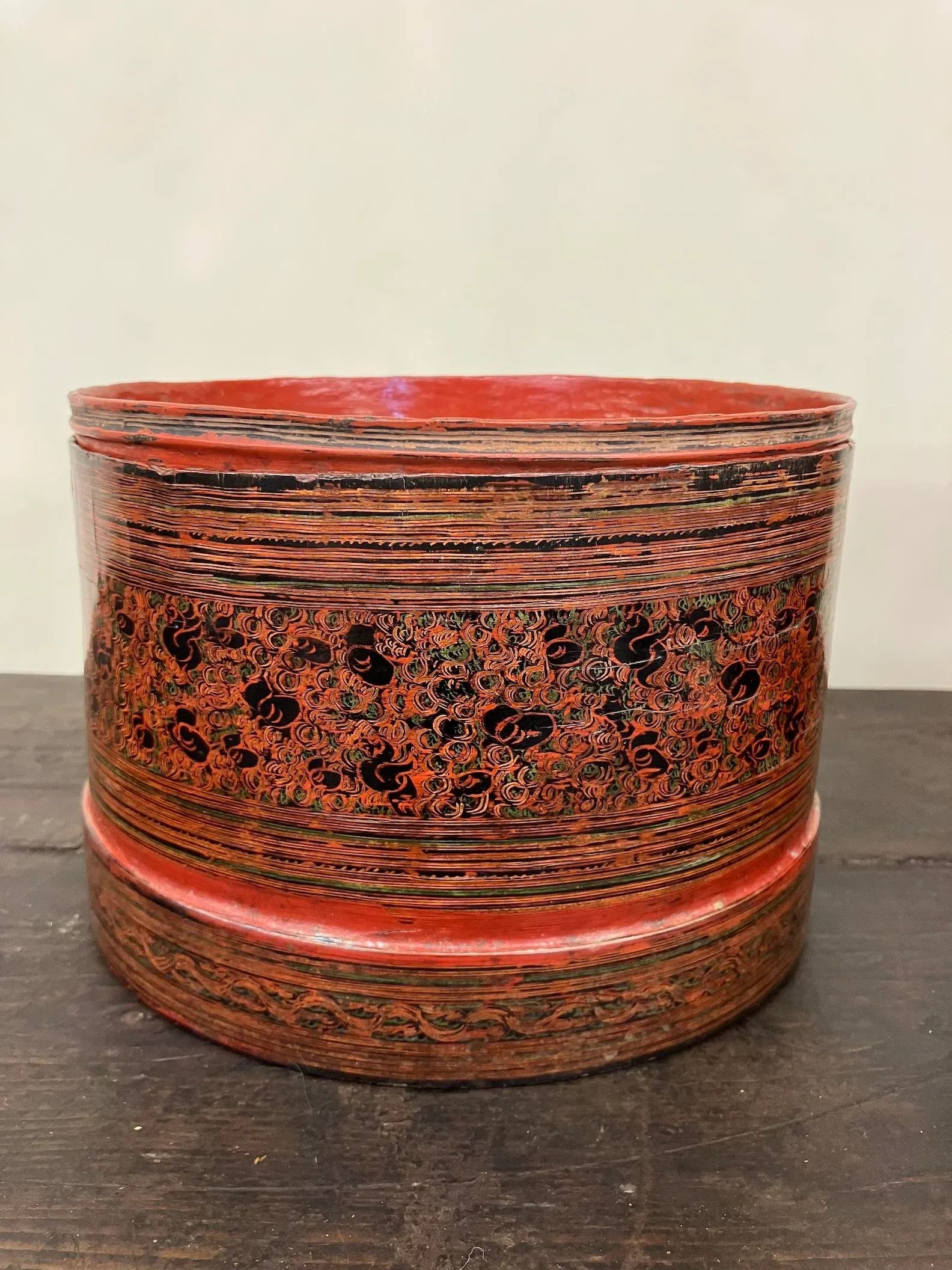 19th Century Burmese 3-Piece Round Lacquered Betel Nut Box - 7