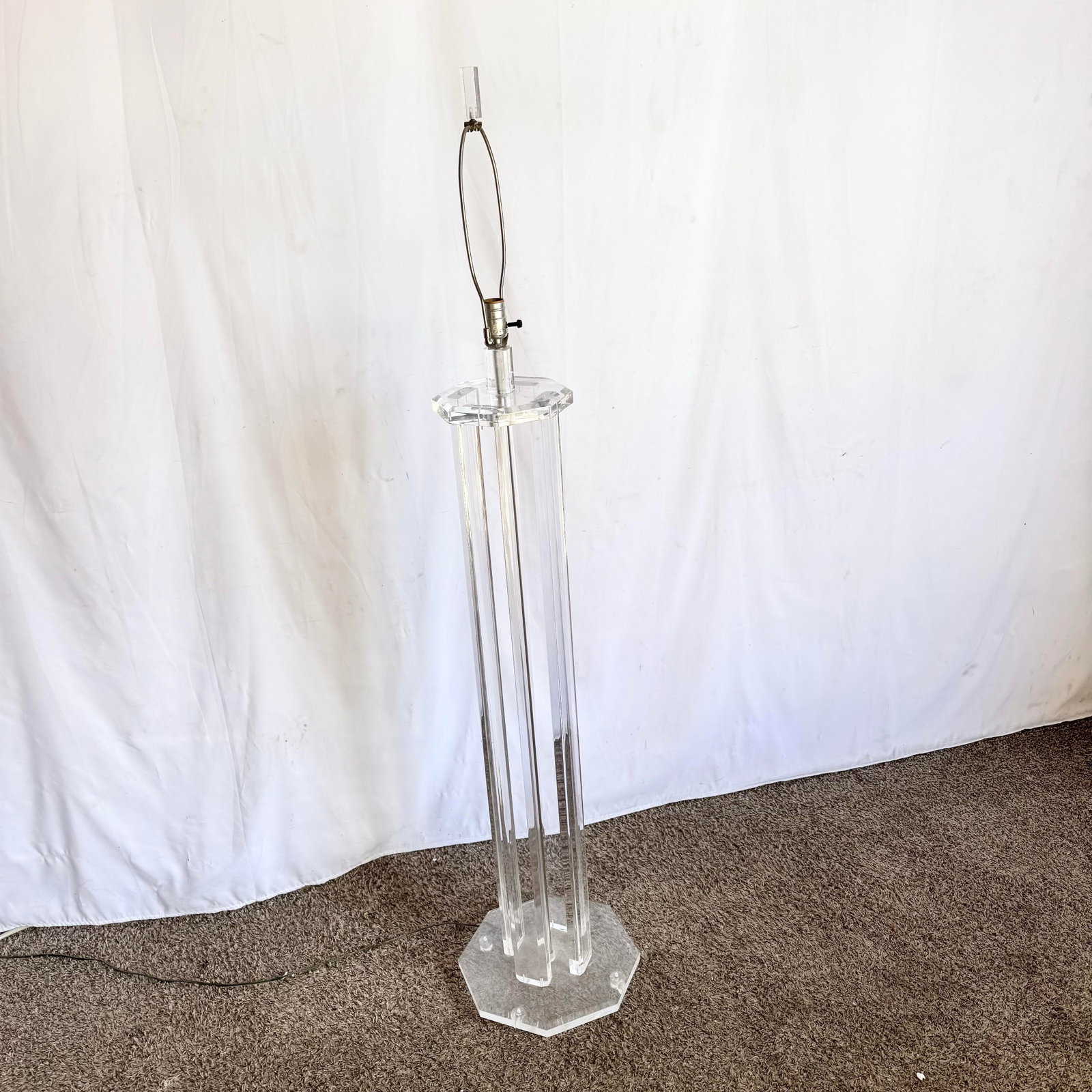 Vintage Mid Century Modern Lucite Floor Lamp - 2