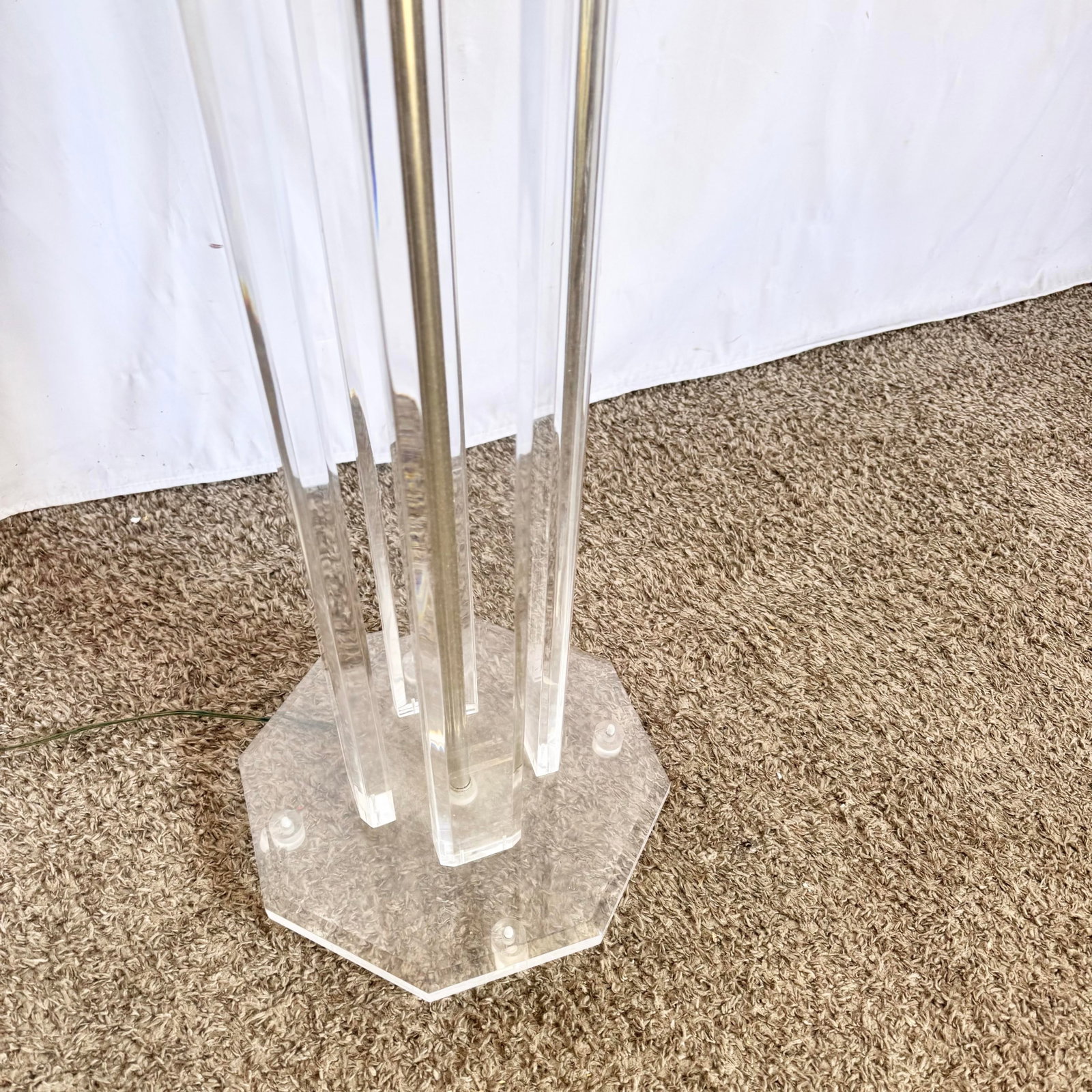 Vintage Mid Century Modern Lucite Floor Lamp - 6