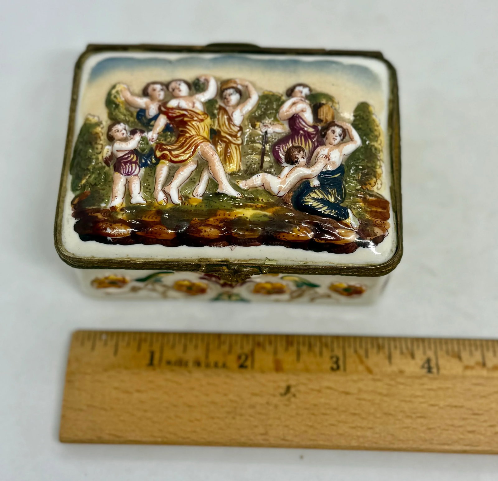 Late 19th Century Capodimonte Porcelain Hand-Painted Rectangle Shape Hindged Lid Trinket Box With Pl - 10