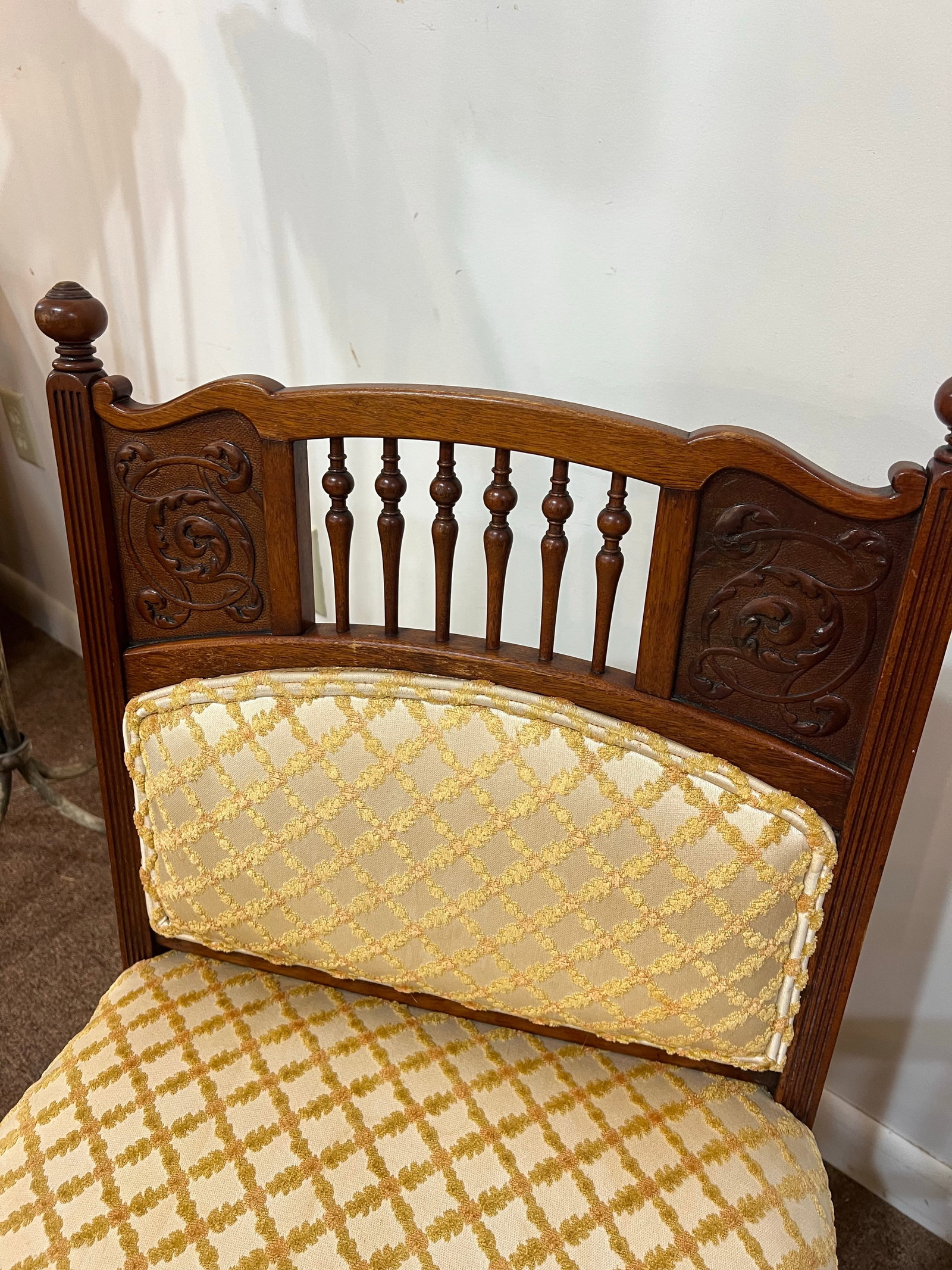Late 19th Century East Lake Victorian Spindle Back Settee and Chair - 2