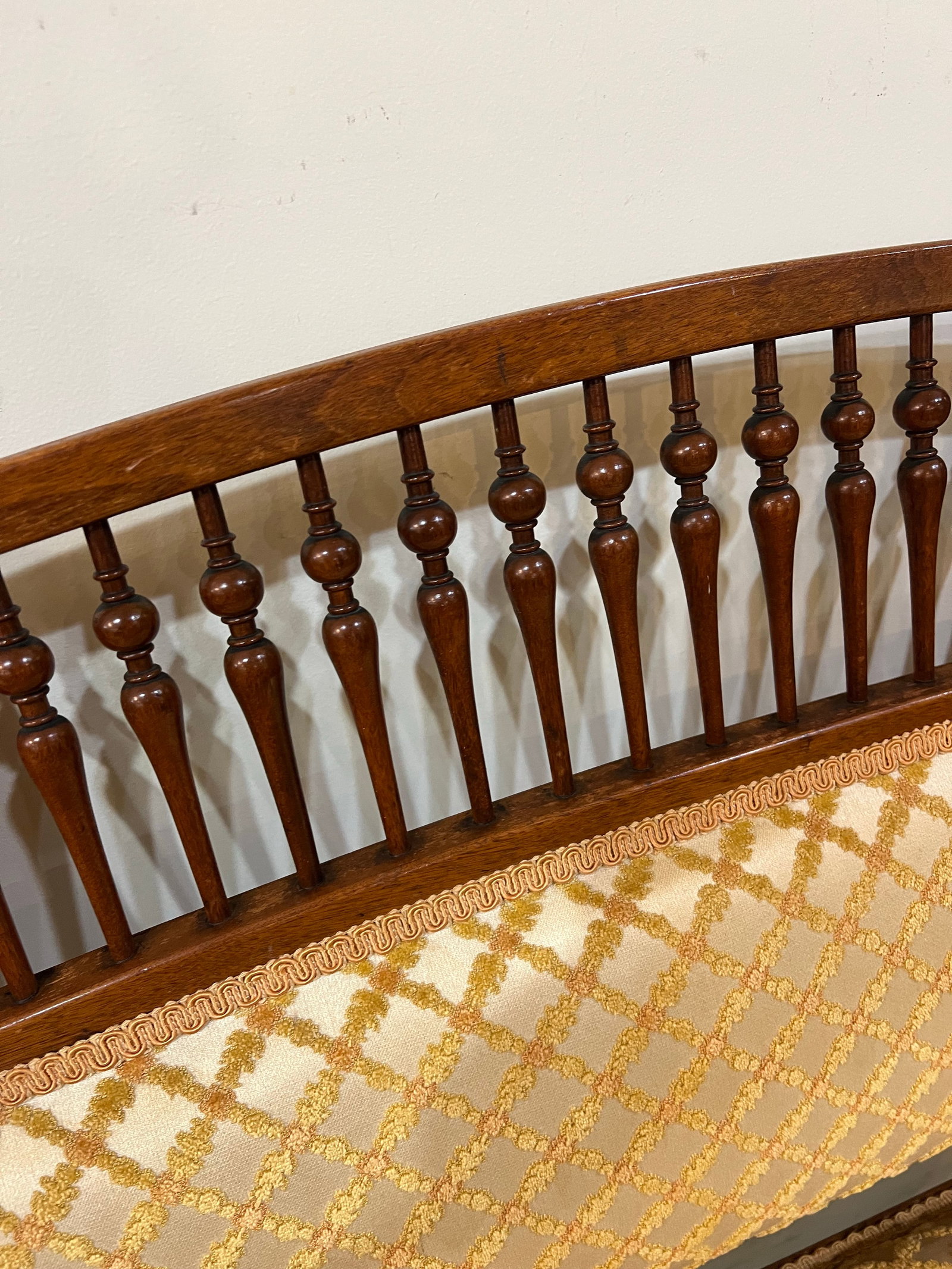 Late 19th Century East Lake Victorian Spindle Back Settee and Chair - 7