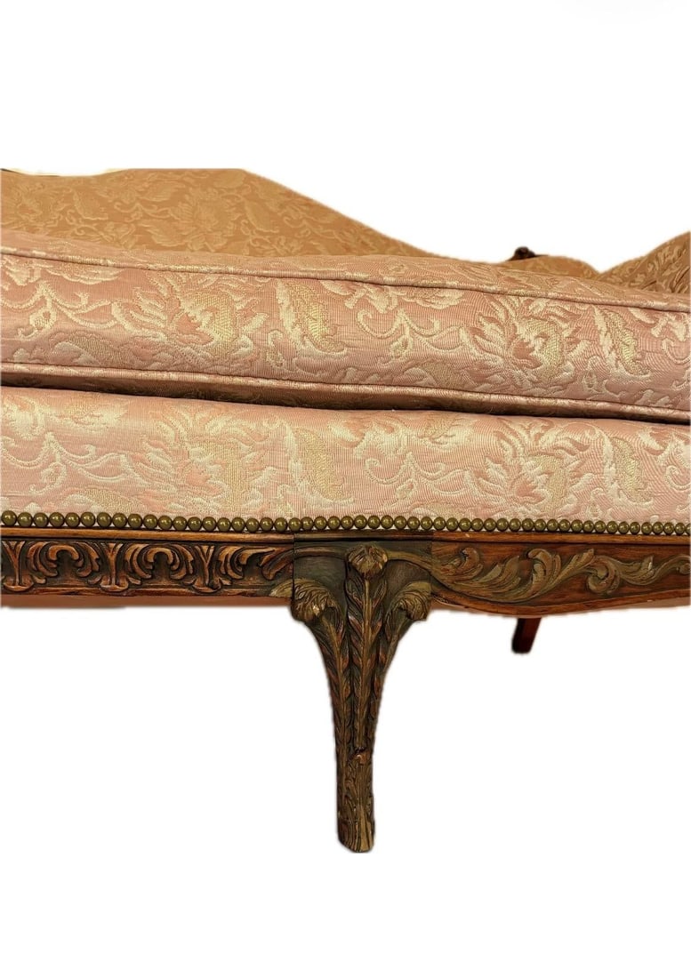 Early 20th Century Victorian Boudoir Couch in Walnut and Pink Damask - 4