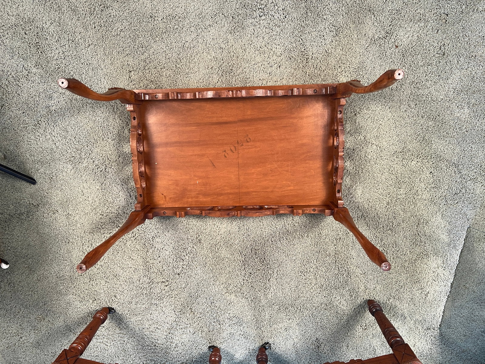 Vintage French Provincial Louis XV Style Walnut Marquetry Coffee Table With Floral Inlay - 4