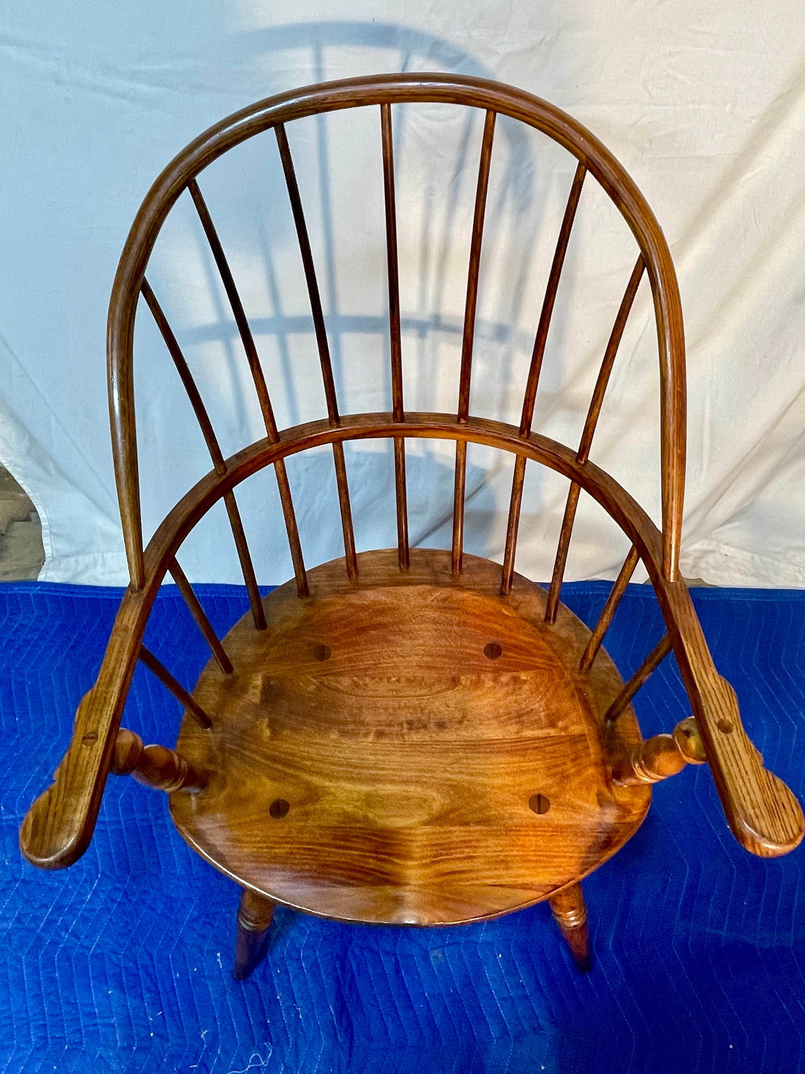 1980s Fredrick Duckloe Sack Back Windsor Chairs, a Pair - 5
