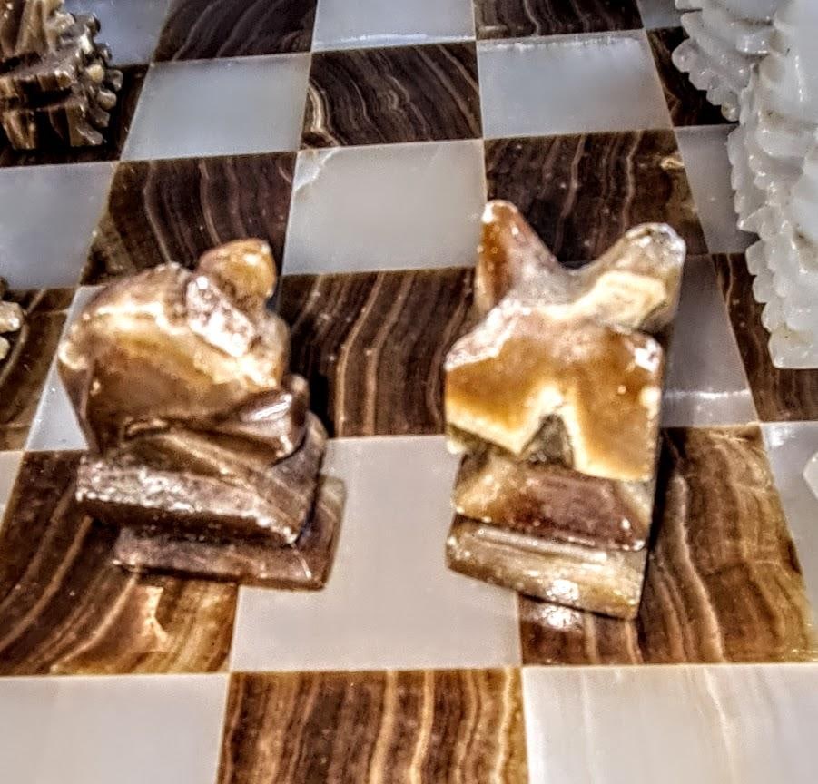 1980s Rare and Distinct Handcrafted Onyx and Marble Chess Set on Jacobean Style Wooden Frame - 5
