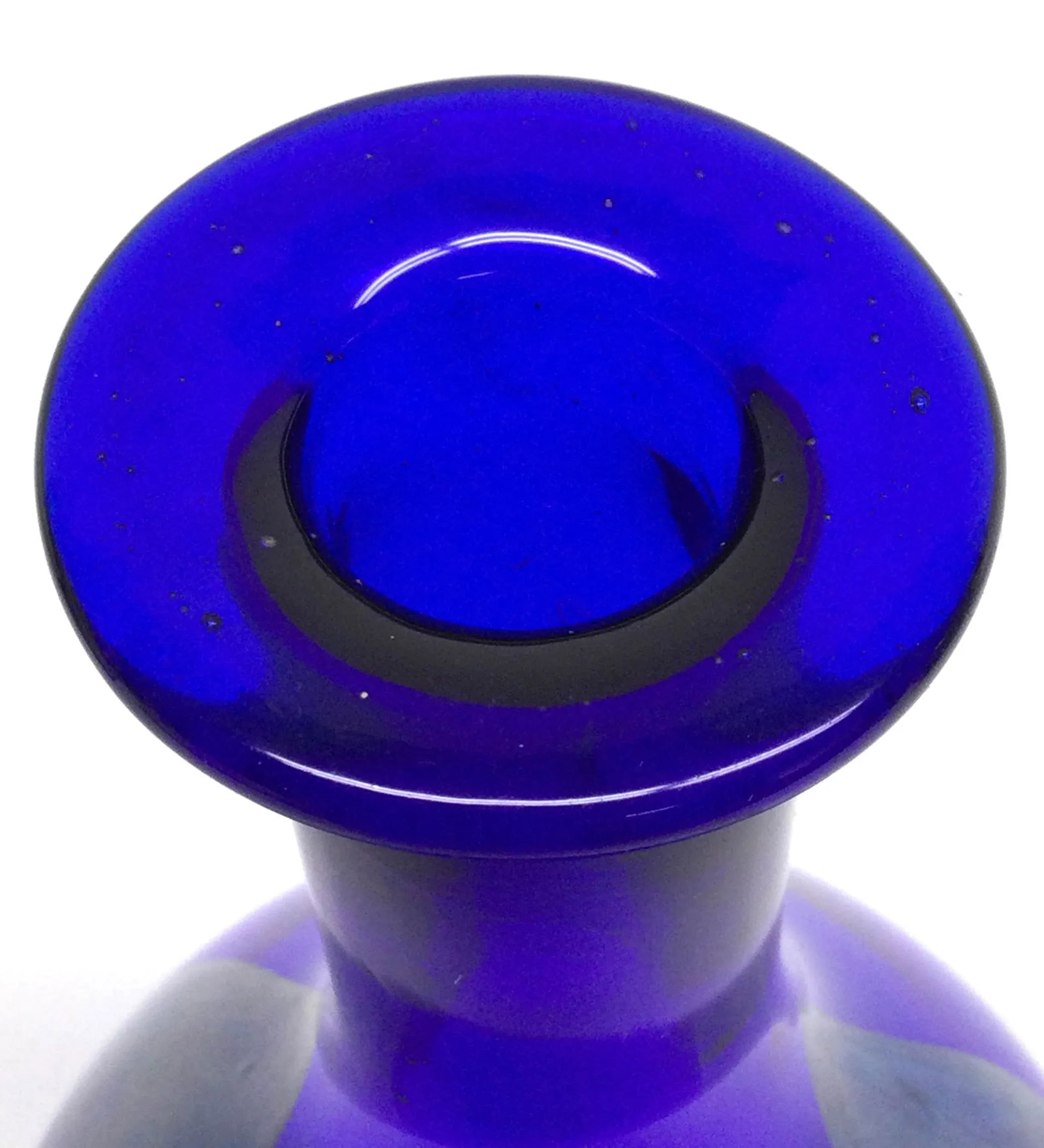 1970's Harkness Hand Blown Cobalt Blue Glass Vase - 5