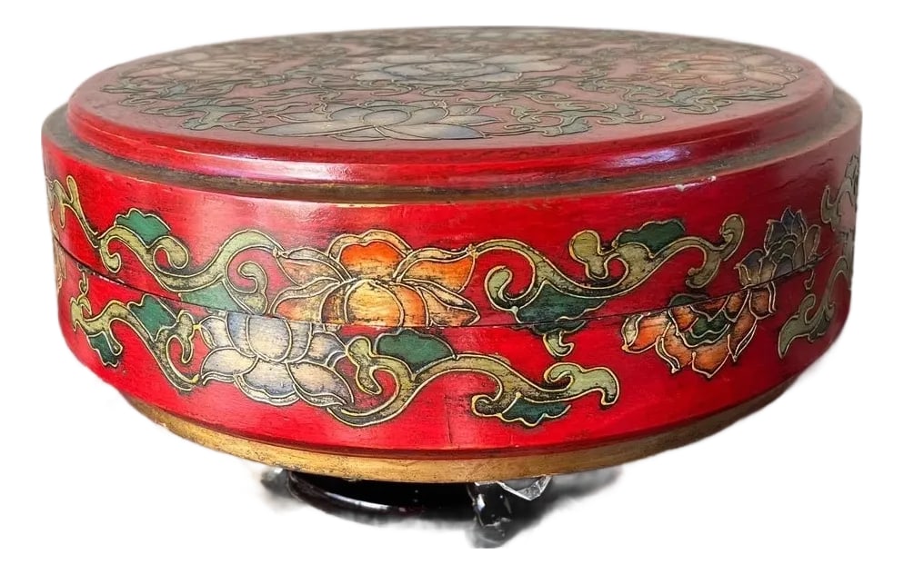 Antique Style Chinese Cinnabar Red Lacquer Lotus Flower Round Box 14x5": This striking 14-inch diameter round storage box features a vibrant cinnabar-red finish, meticulously decorated with traditional Chinese lotus flower motifs. The box is hand-painted with a sophisticat