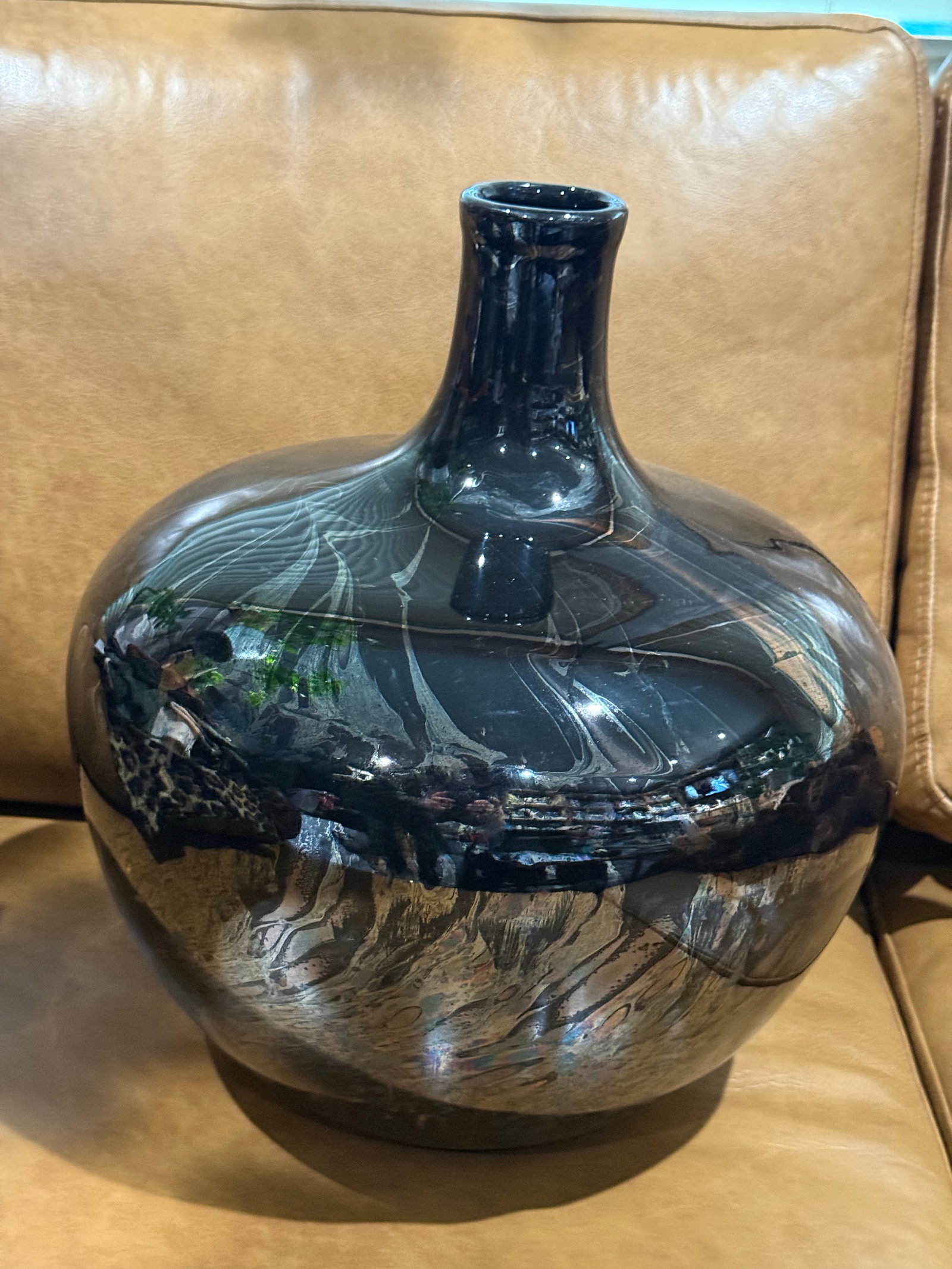 Large Sculptural Mid Century Modern Black Marbled Royal Haeger Art Pottery Vase, 1970s - 2
