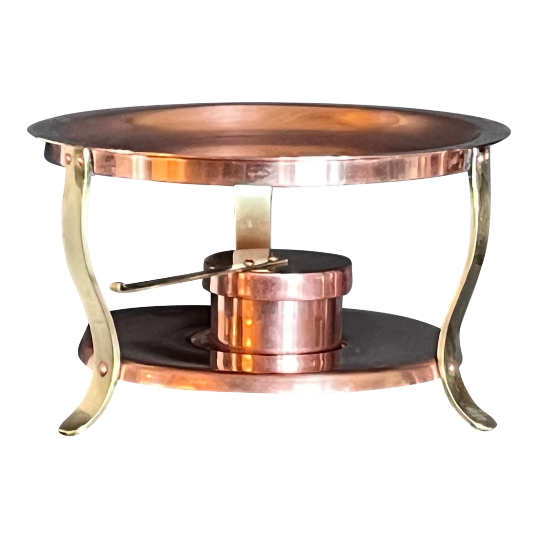 Early 20th Century Bazar Francais 666 Copper & Brass Rechaud Chafing Set: Offered is a professional-grade vintage Bazar Francais "666" copper and brass rechaud (warming stand) complete with its matching 9-inch copper pan. This heavy-gauge set was crafted by the iconic New